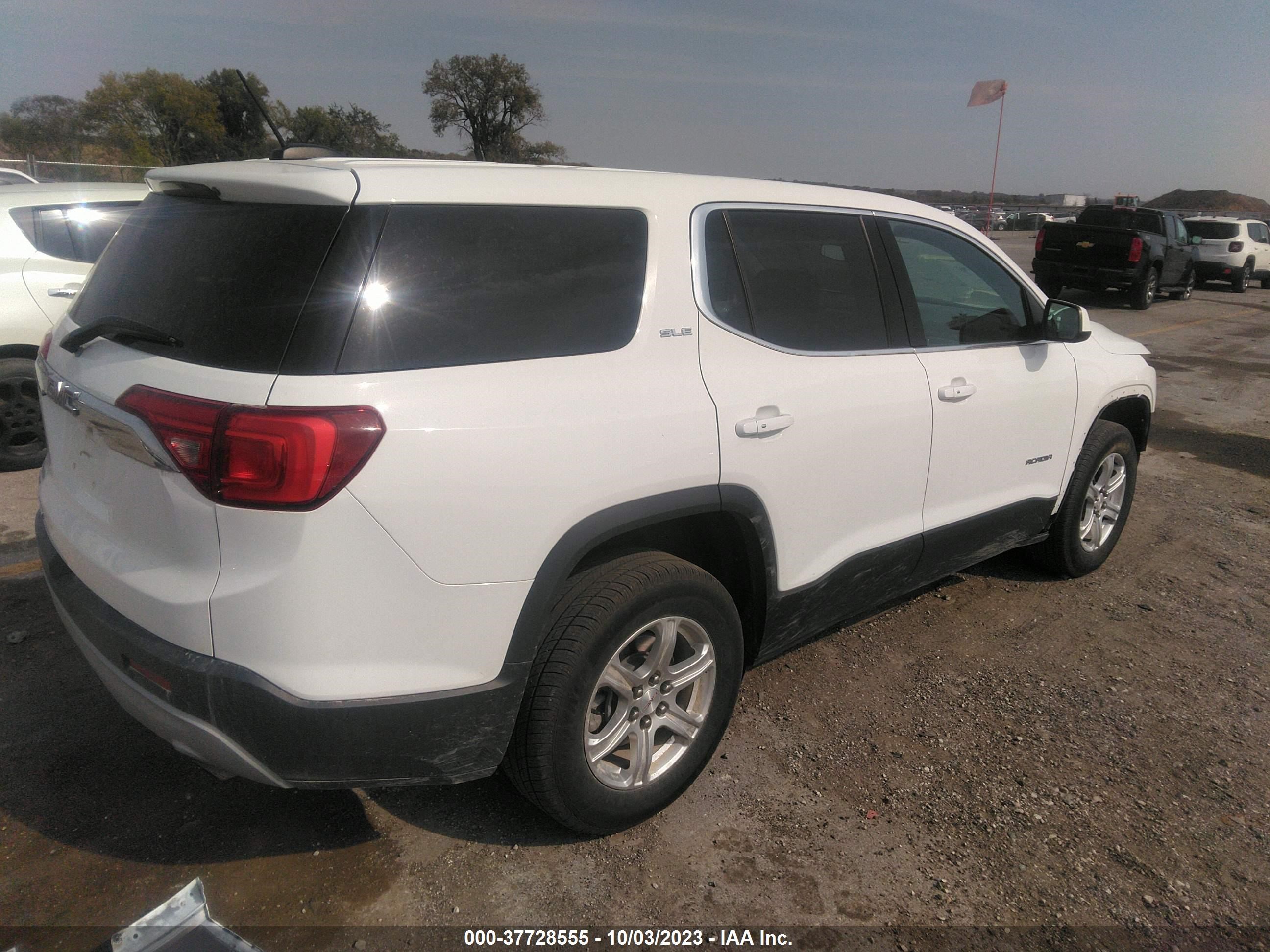 Photo 3 VIN: 1GKKNKLA2JZ163647 - GMC ACADIA 