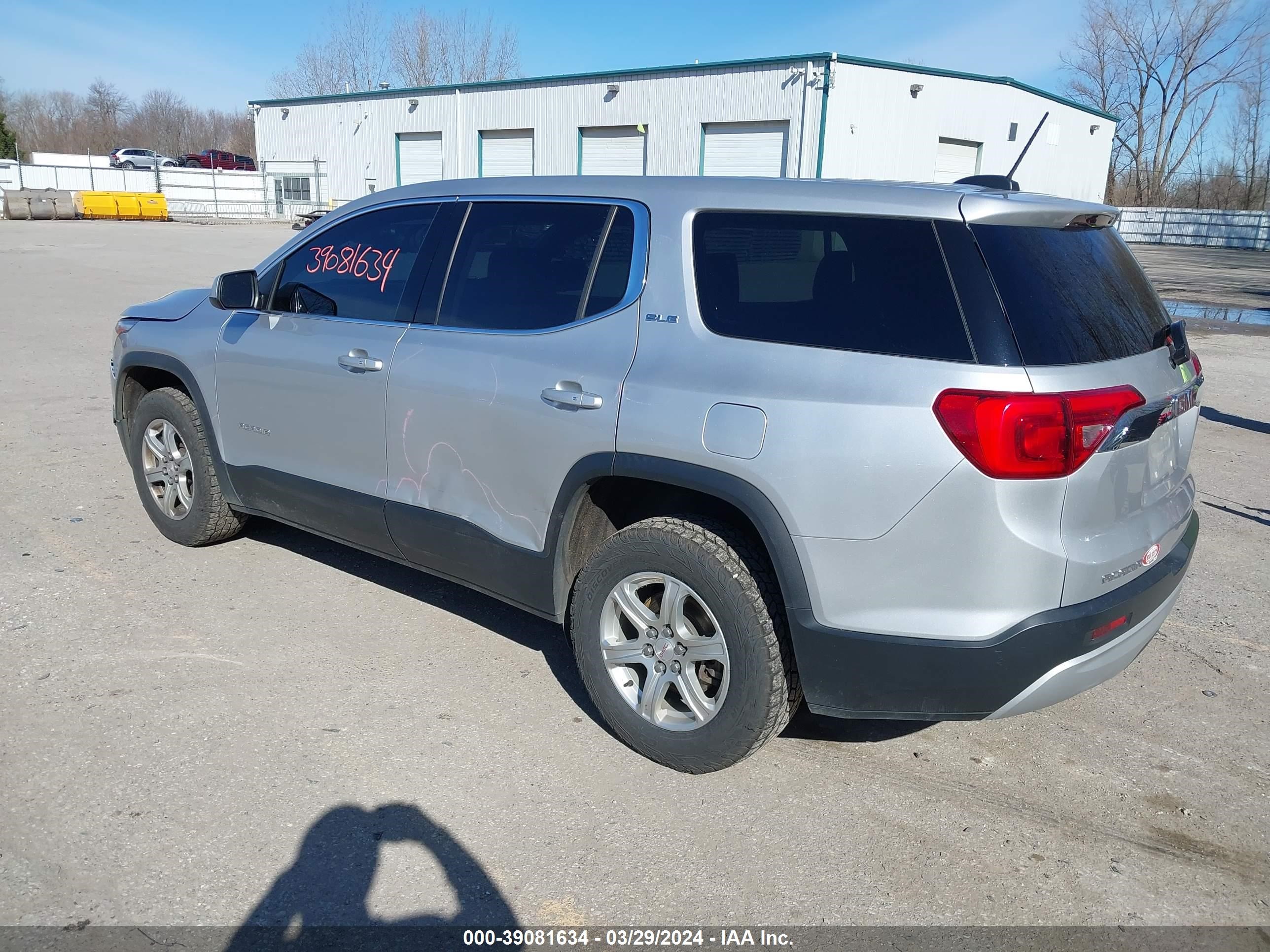 Photo 2 VIN: 1GKKNKLA3HZ278185 - GMC ACADIA 