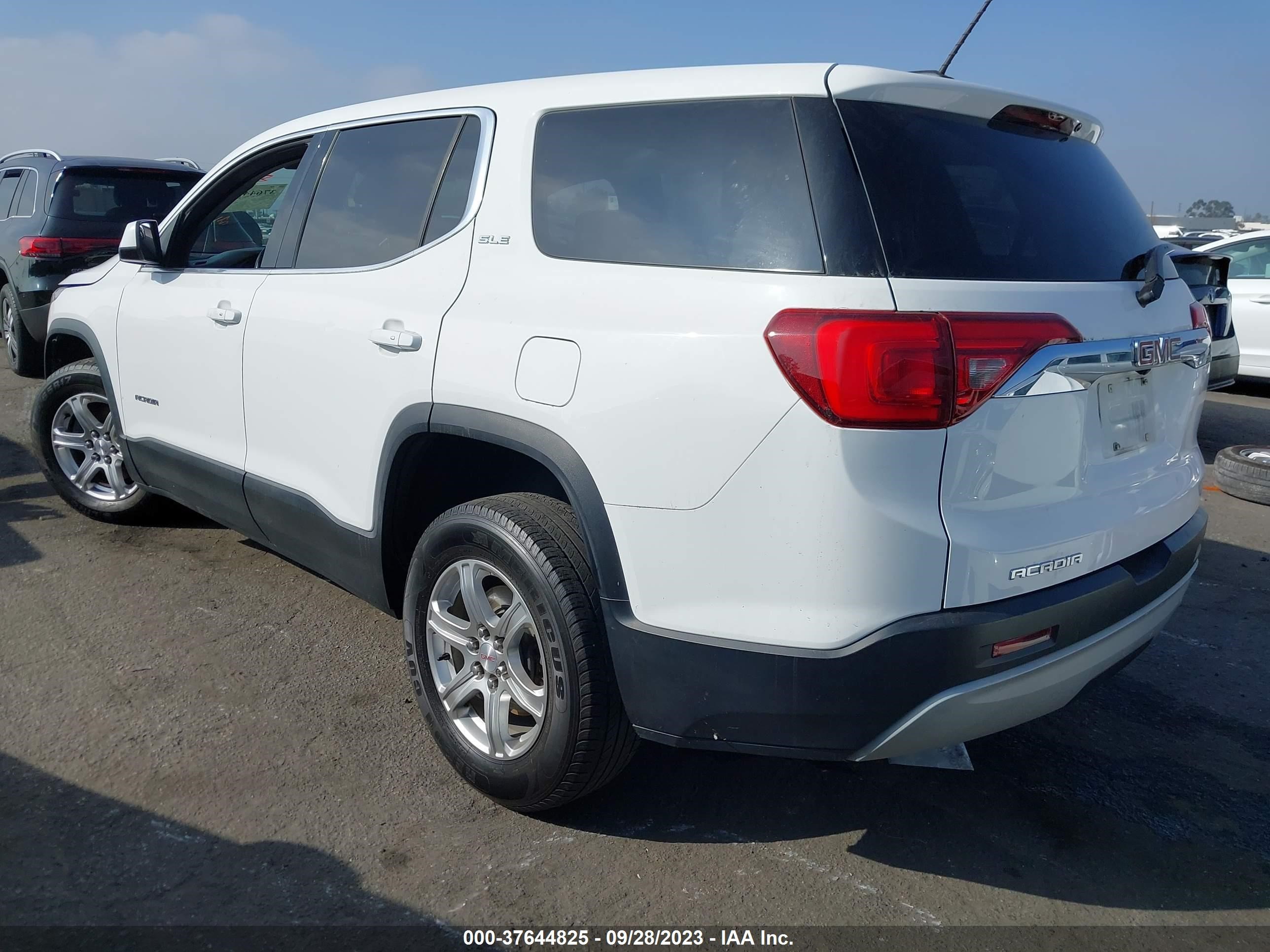 Photo 2 VIN: 1GKKNKLA8KZ121226 - GMC ACADIA 