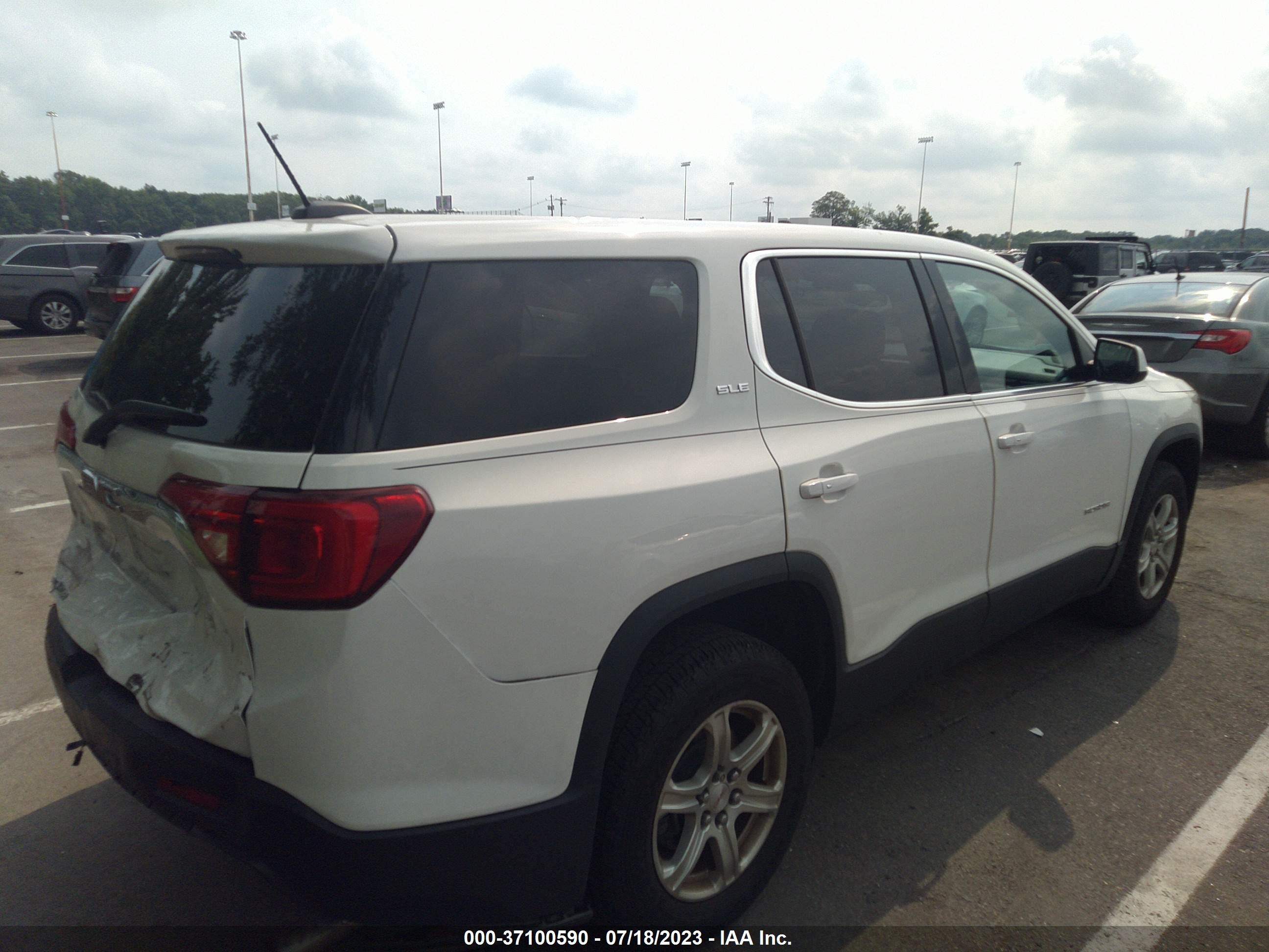 Photo 3 VIN: 1GKKNKLAXJZ108508 - GMC ACADIA 