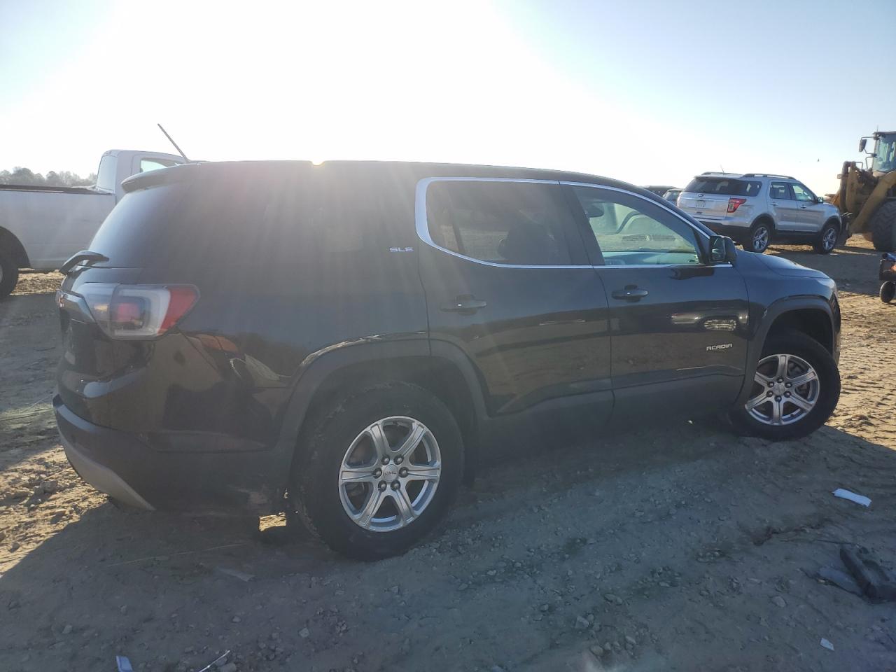 Photo 2 VIN: 1GKKNKLAXJZ215610 - GMC ACADIA 