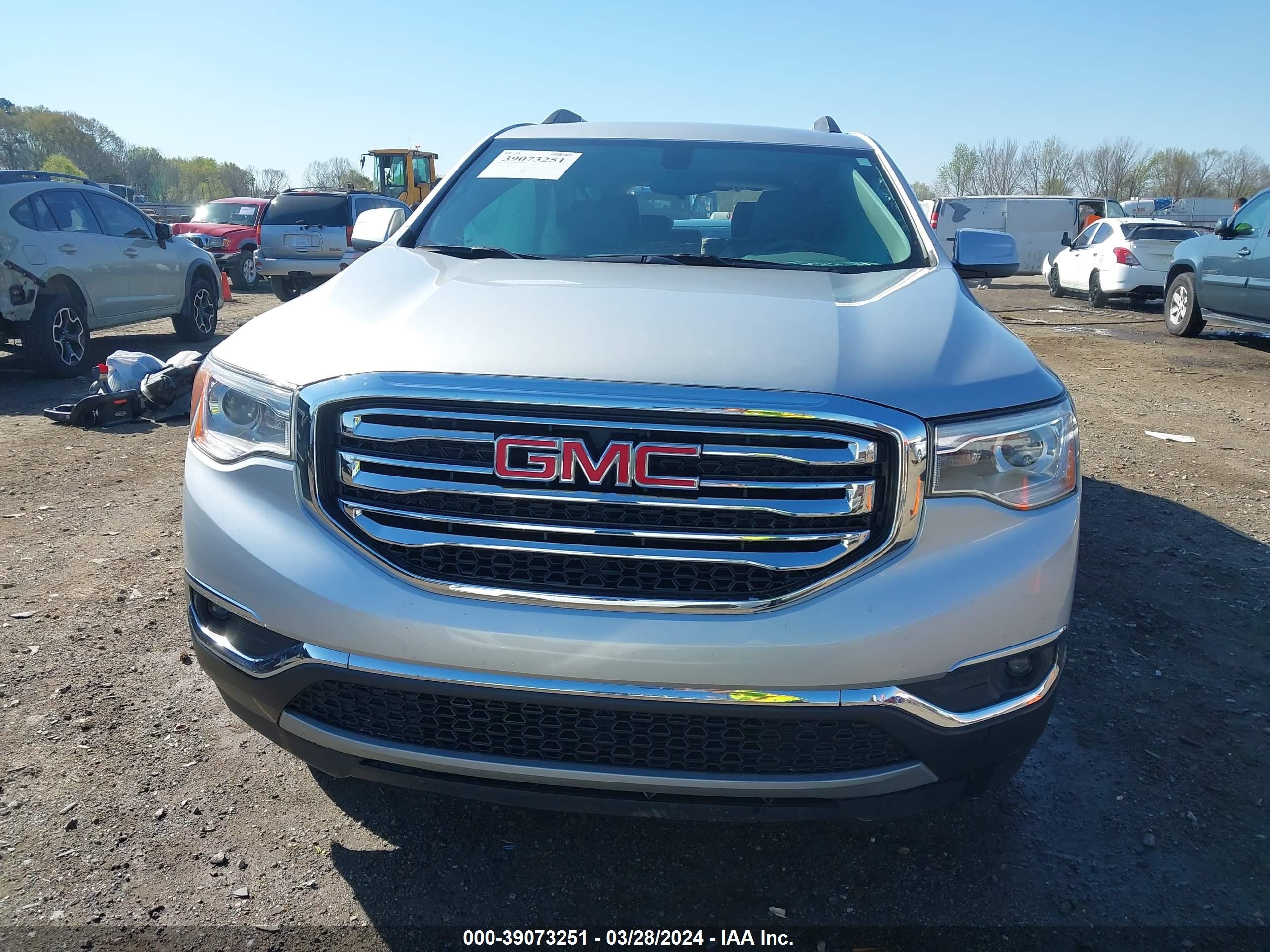 Photo 11 VIN: 1GKKNLLA1JZ123923 - GMC ACADIA 