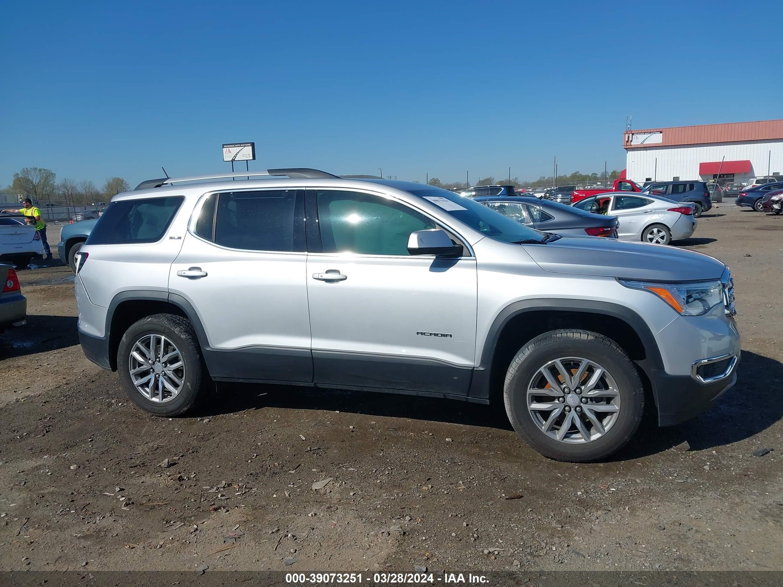 Photo 12 VIN: 1GKKNLLA1JZ123923 - GMC ACADIA 