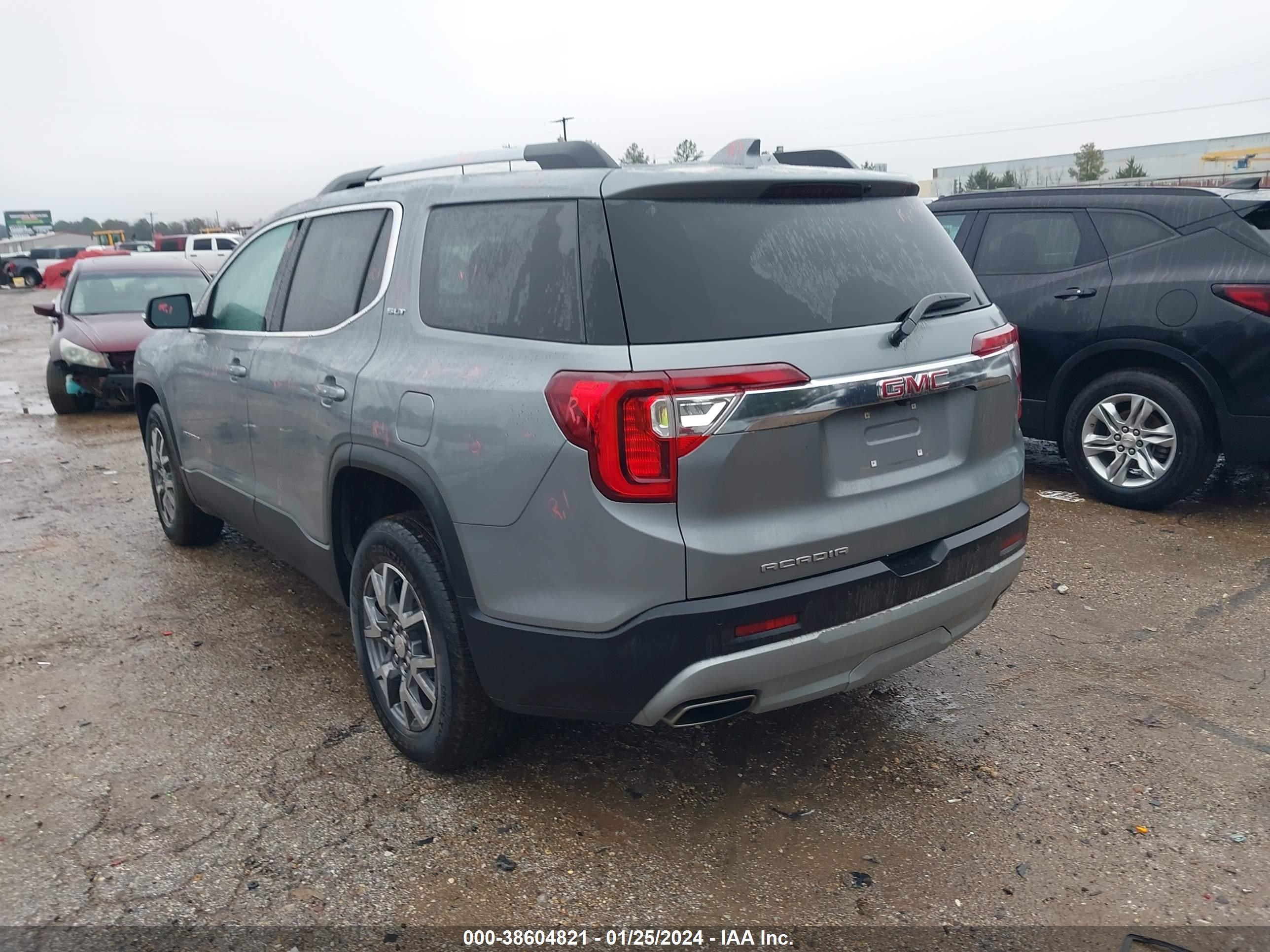 Photo 2 VIN: 1GKKNML4XPZ174667 - GMC ACADIA 