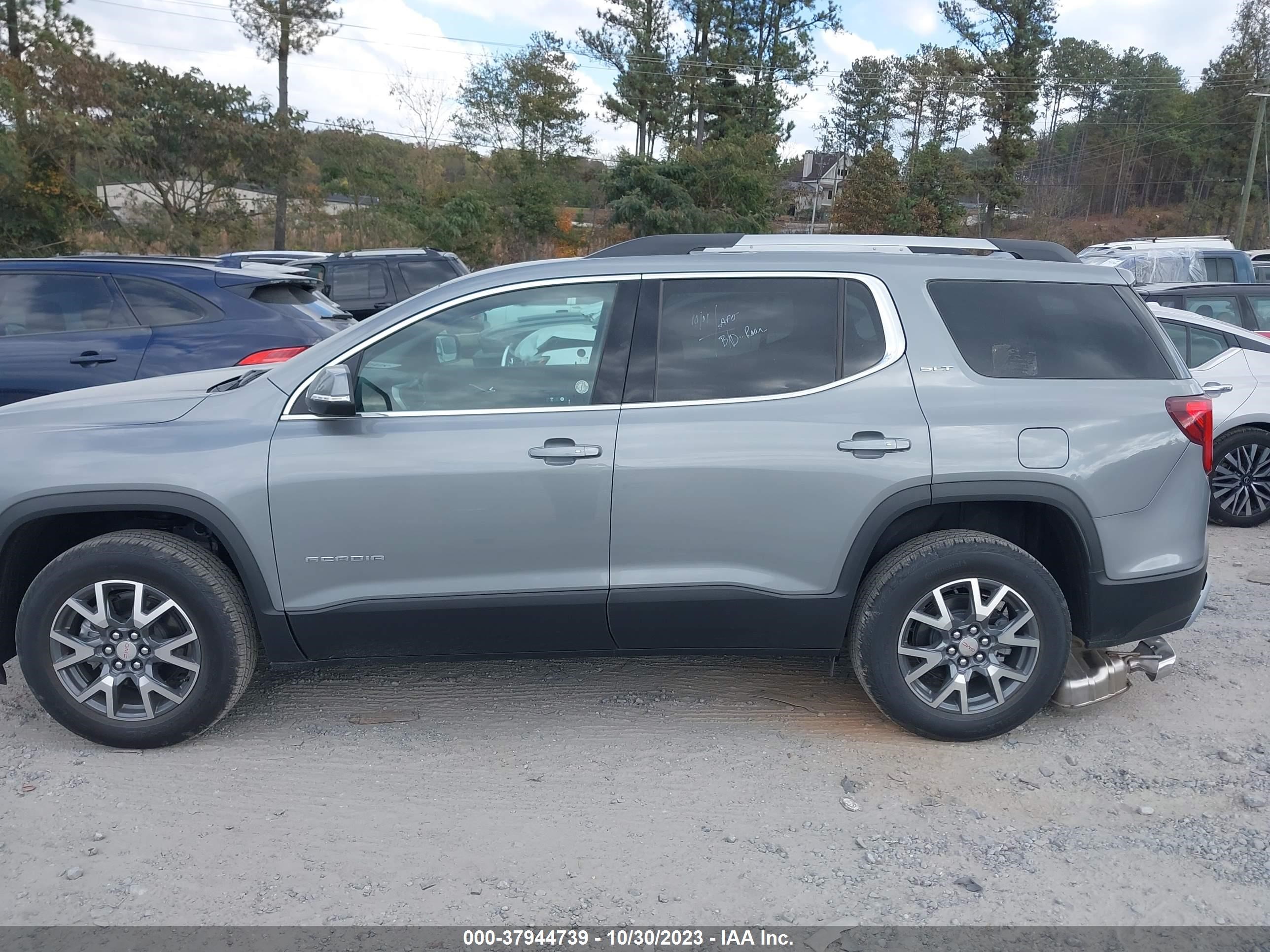 Photo 13 VIN: 1GKKNML4XPZ252915 - GMC ACADIA 