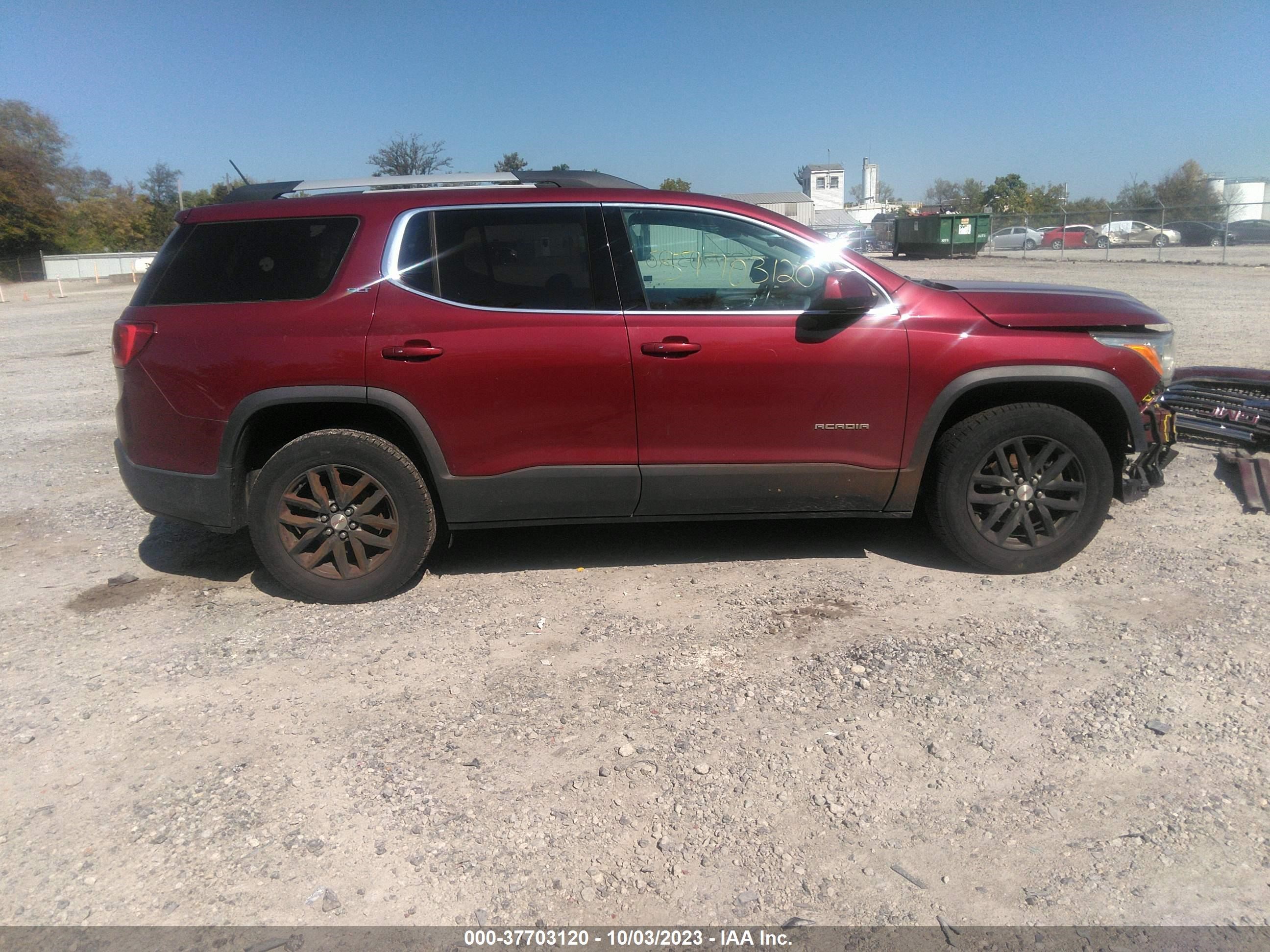 Photo 13 VIN: 1GKKNMLAXJZ210113 - GMC ACADIA 