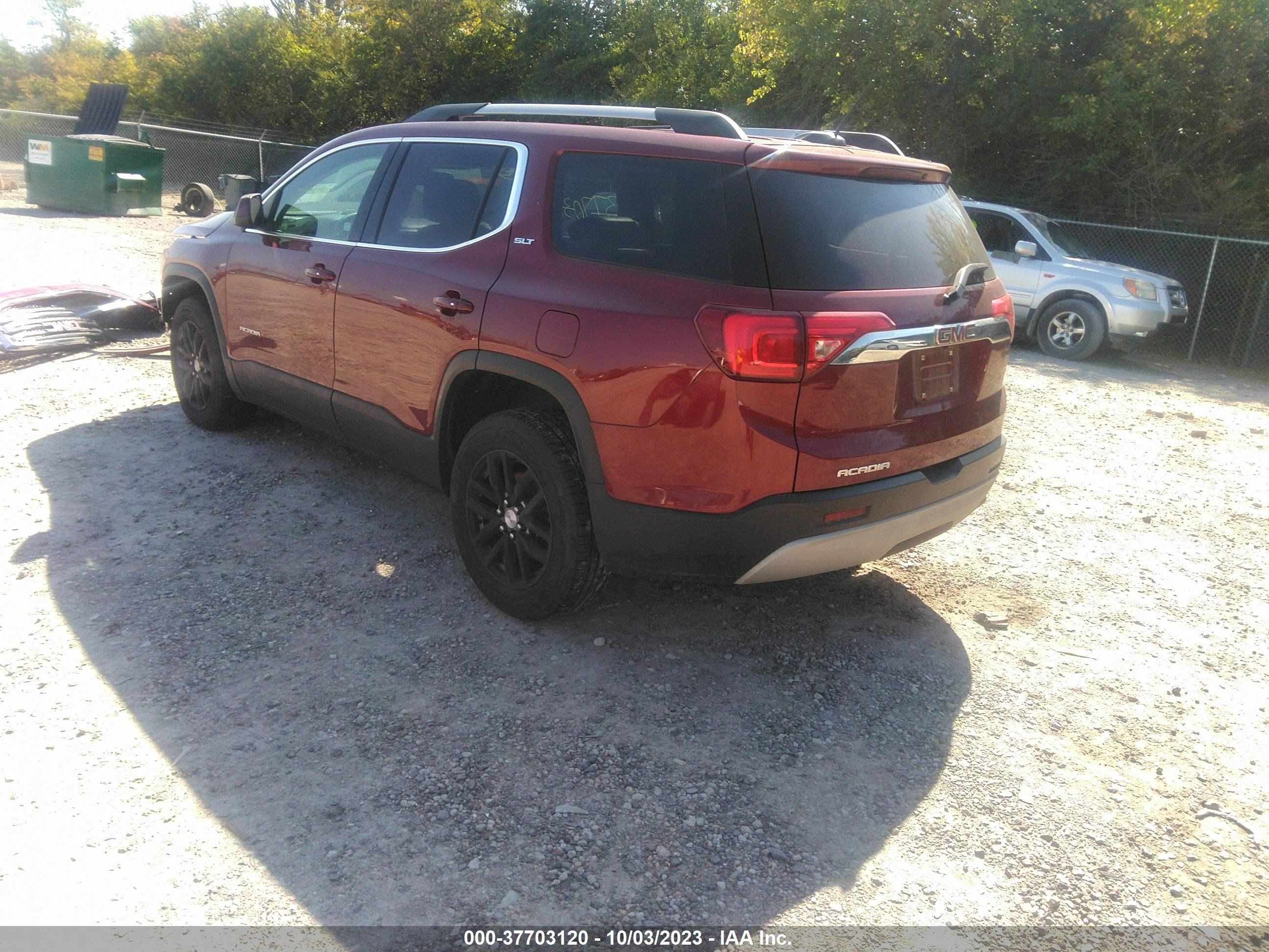 Photo 2 VIN: 1GKKNMLAXJZ210113 - GMC ACADIA 