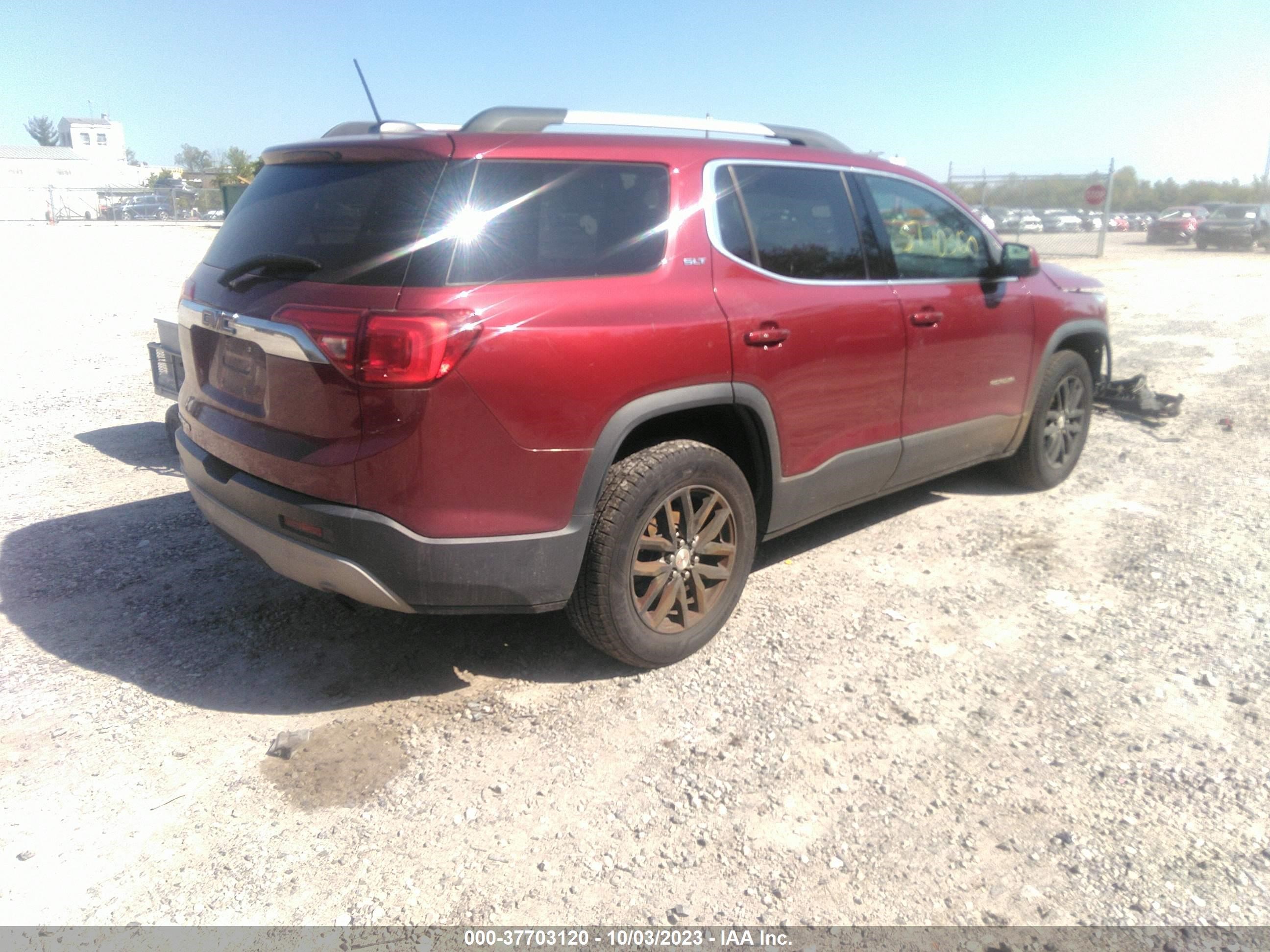 Photo 3 VIN: 1GKKNMLAXJZ210113 - GMC ACADIA 