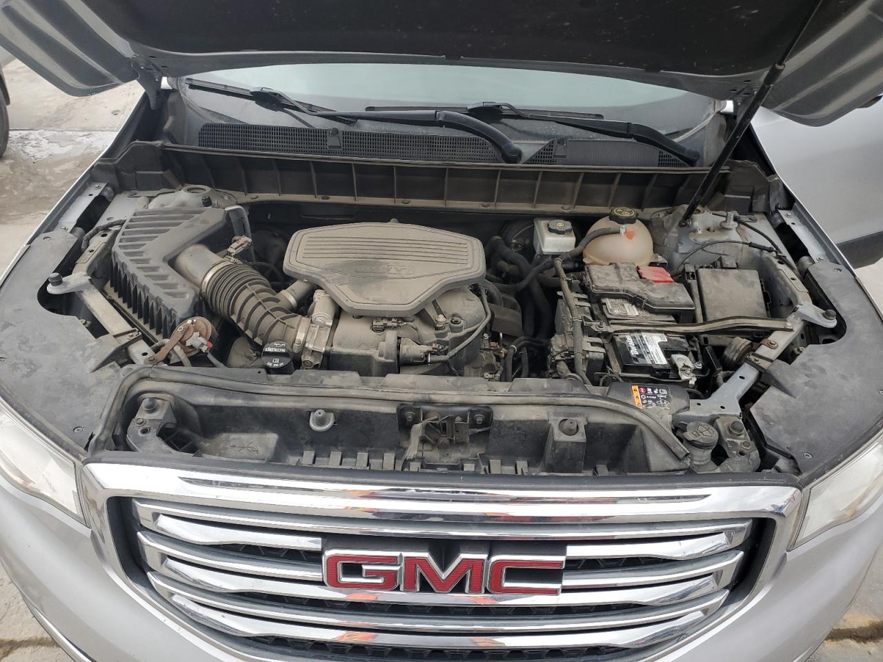 Photo 11 VIN: 1GKKNMLSXJZ240236 - GMC ACADIA 