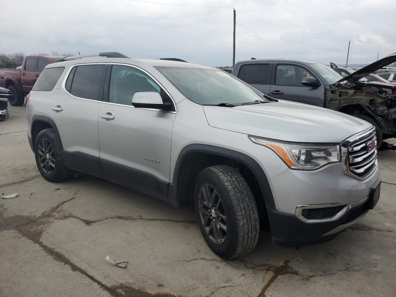 Photo 3 VIN: 1GKKNMLSXJZ240236 - GMC ACADIA 