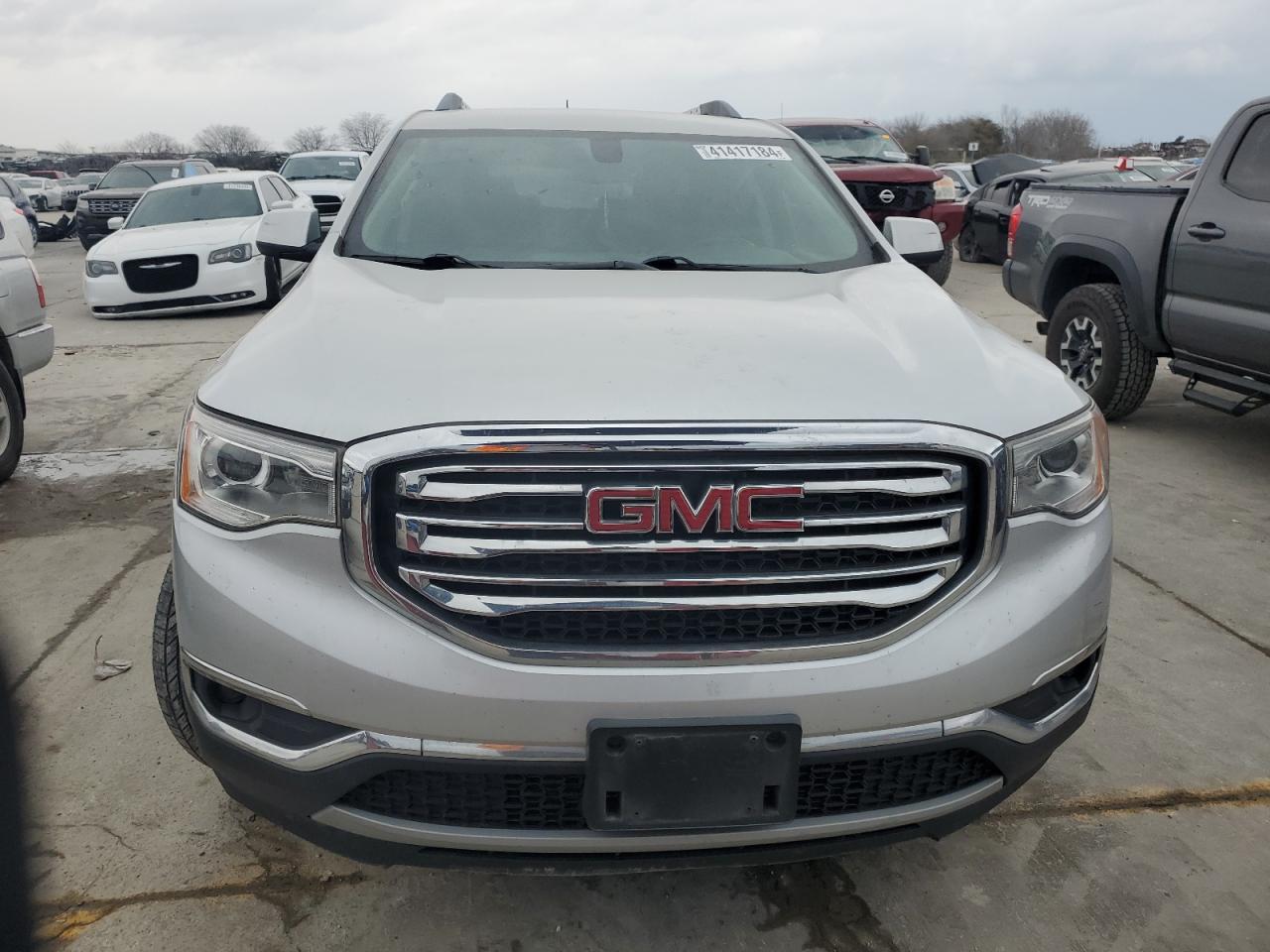 Photo 4 VIN: 1GKKNMLSXJZ240236 - GMC ACADIA 