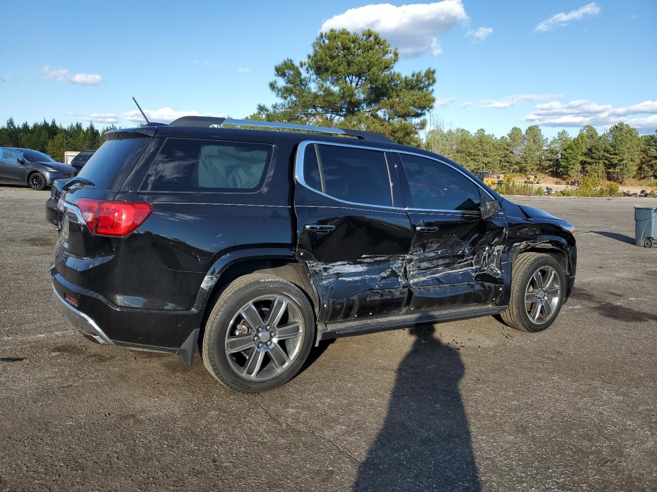 Photo 2 VIN: 1GKKNPLS4HZ117933 - GMC ACADIA 