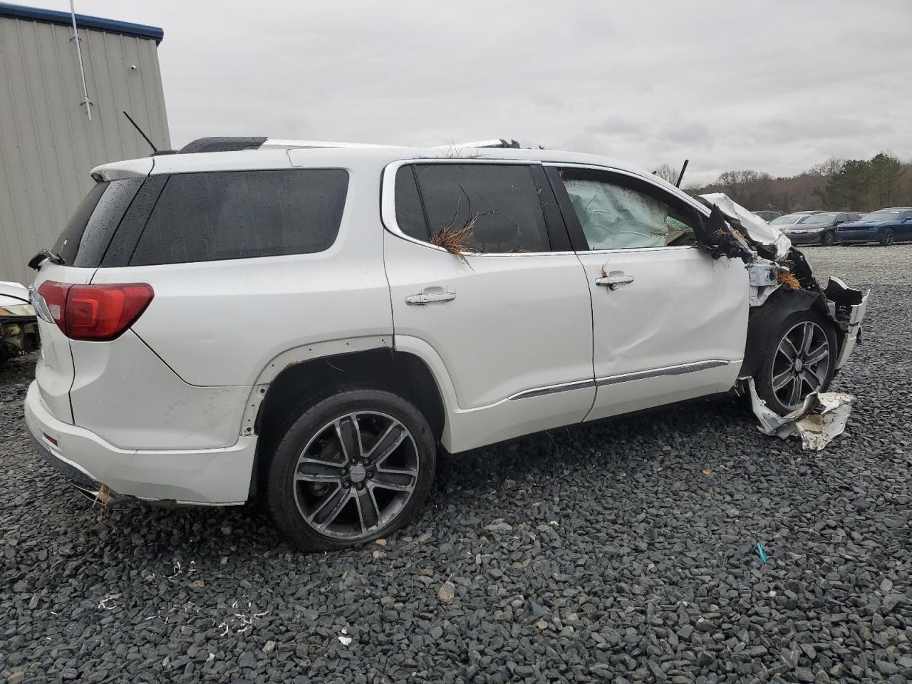 Photo 2 VIN: 1GKKNPLS7HZ188821 - GMC ACADIA 