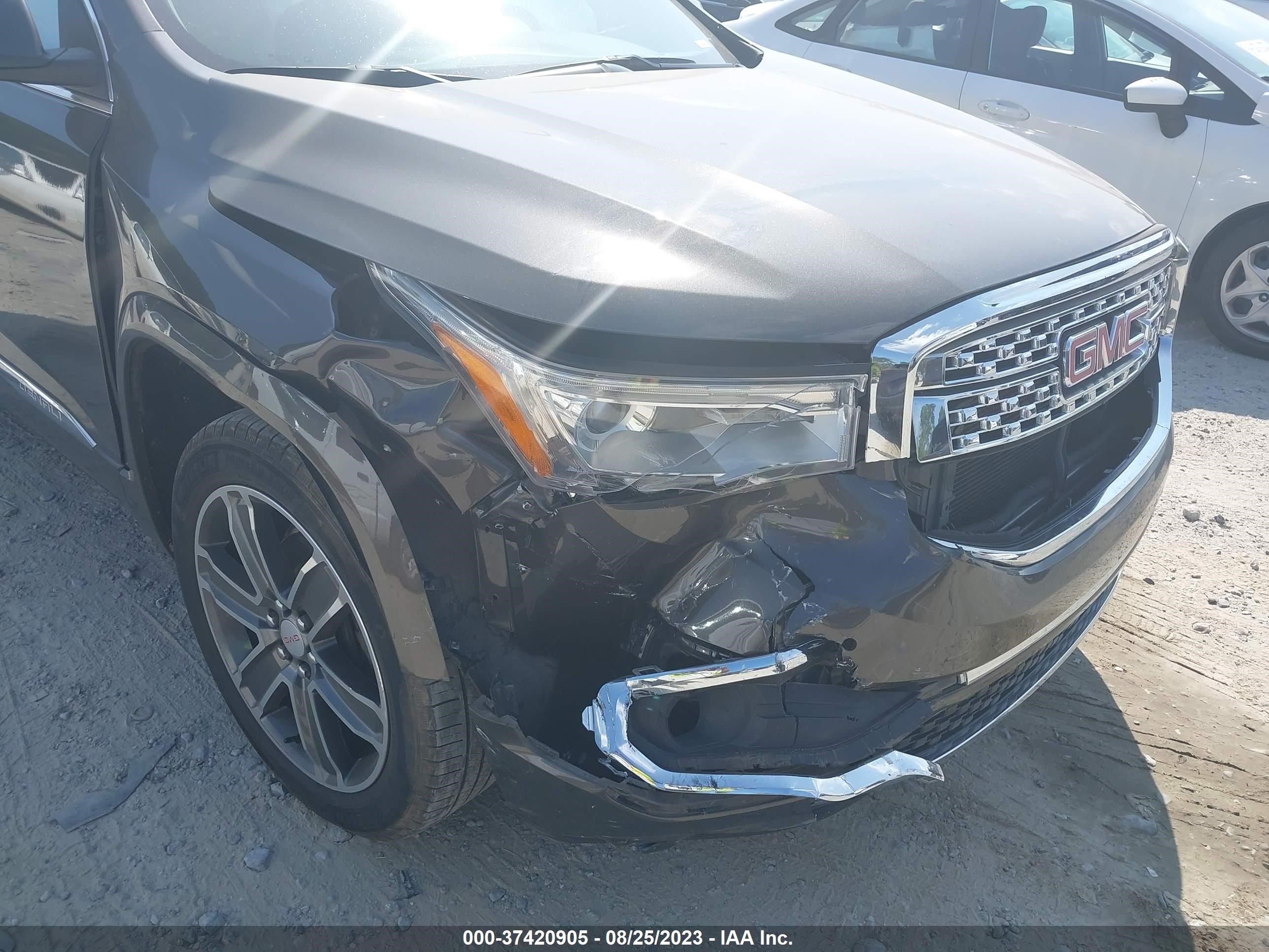 Photo 5 VIN: 1GKKNPLS8KZ179486 - GMC ACADIA 