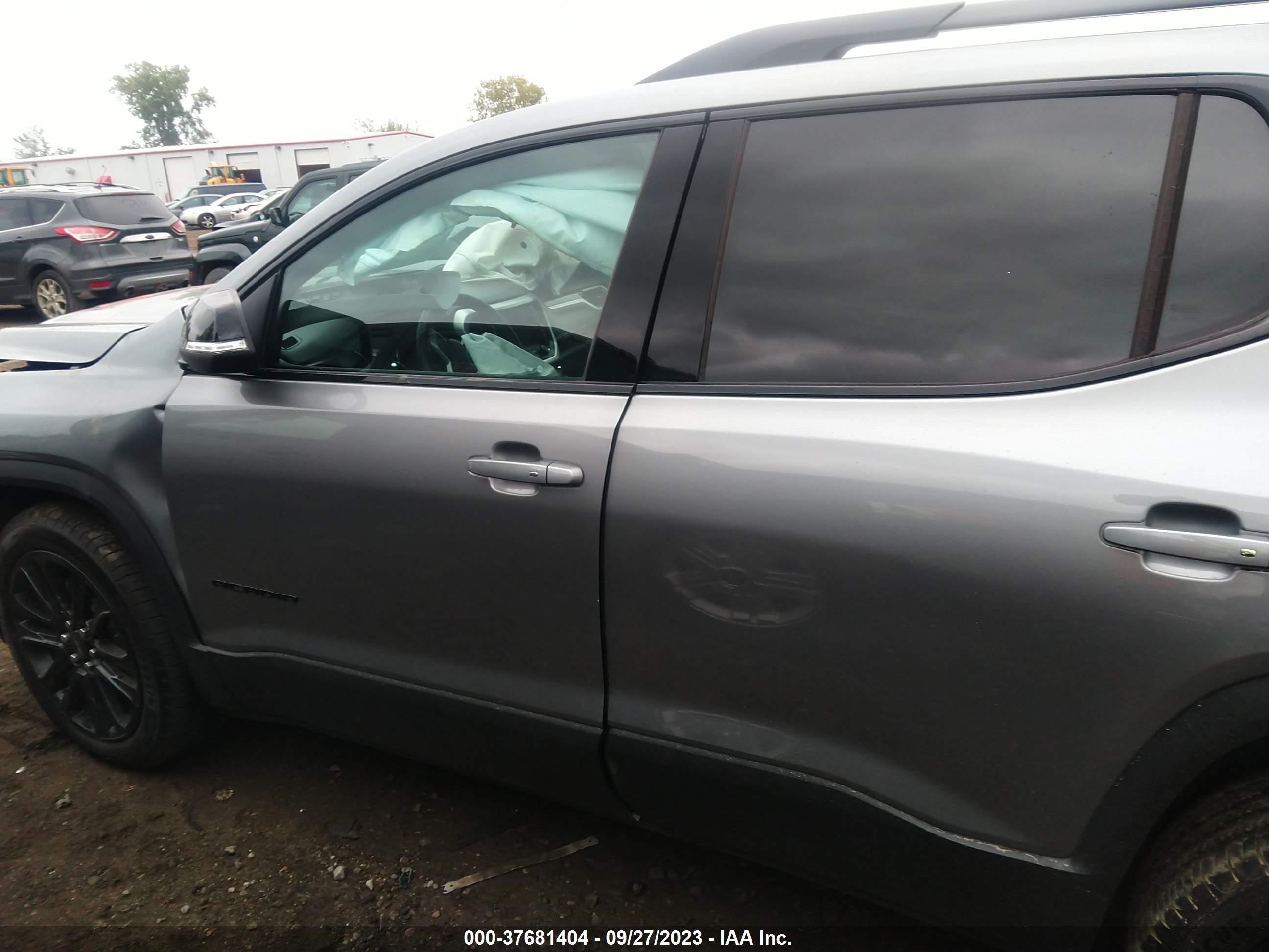 Photo 14 VIN: 1GKKNRL4XPZ216476 - GMC ACADIA 