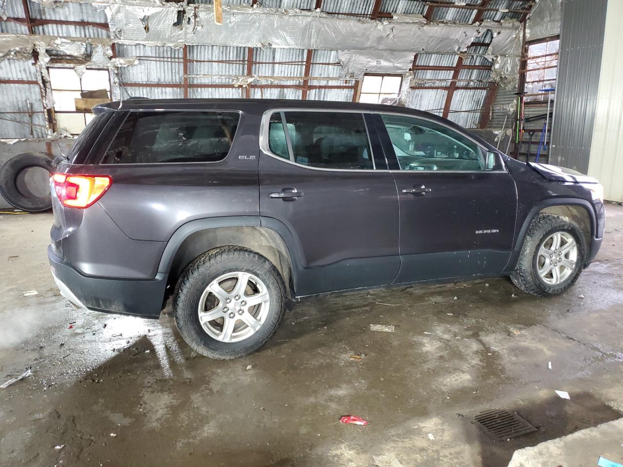 Photo 2 VIN: 1GKKNRLA5JZ167572 - GMC ACADIA 