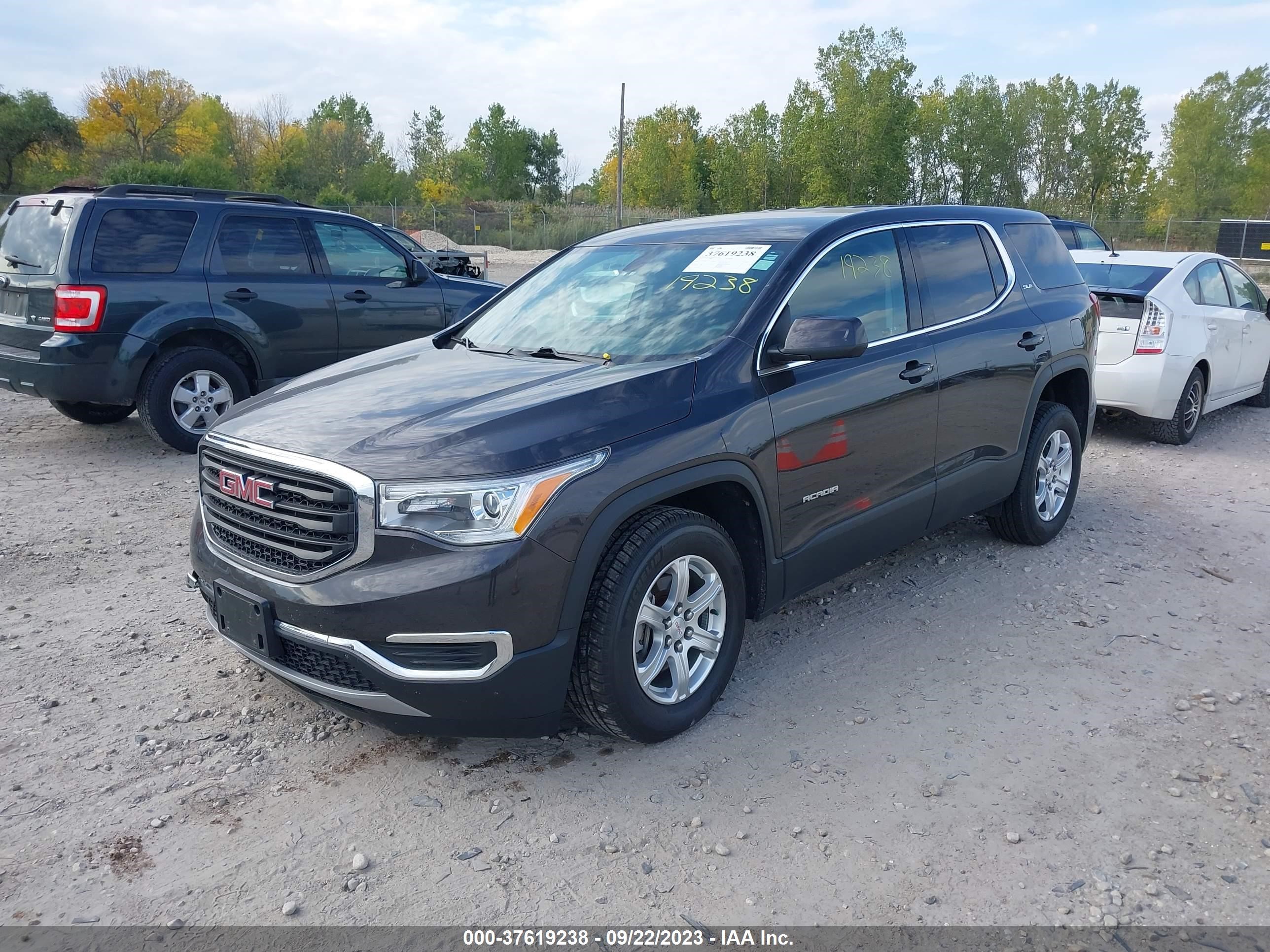 Photo 1 VIN: 1GKKNRLA6HZ260028 - GMC ACADIA 