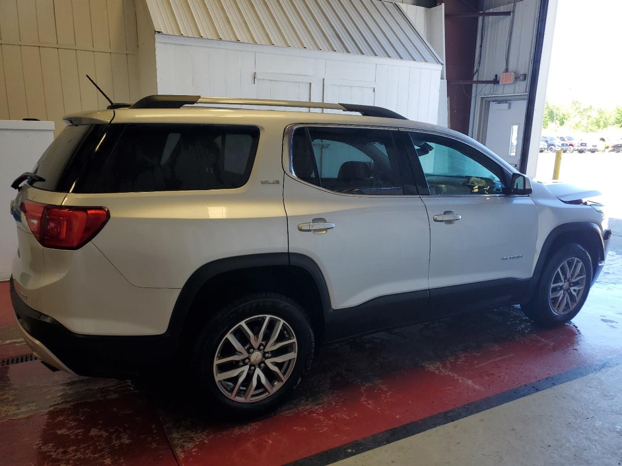 Photo 2 VIN: 1GKKNSLA5JZ247090 - GMC ACADIA 