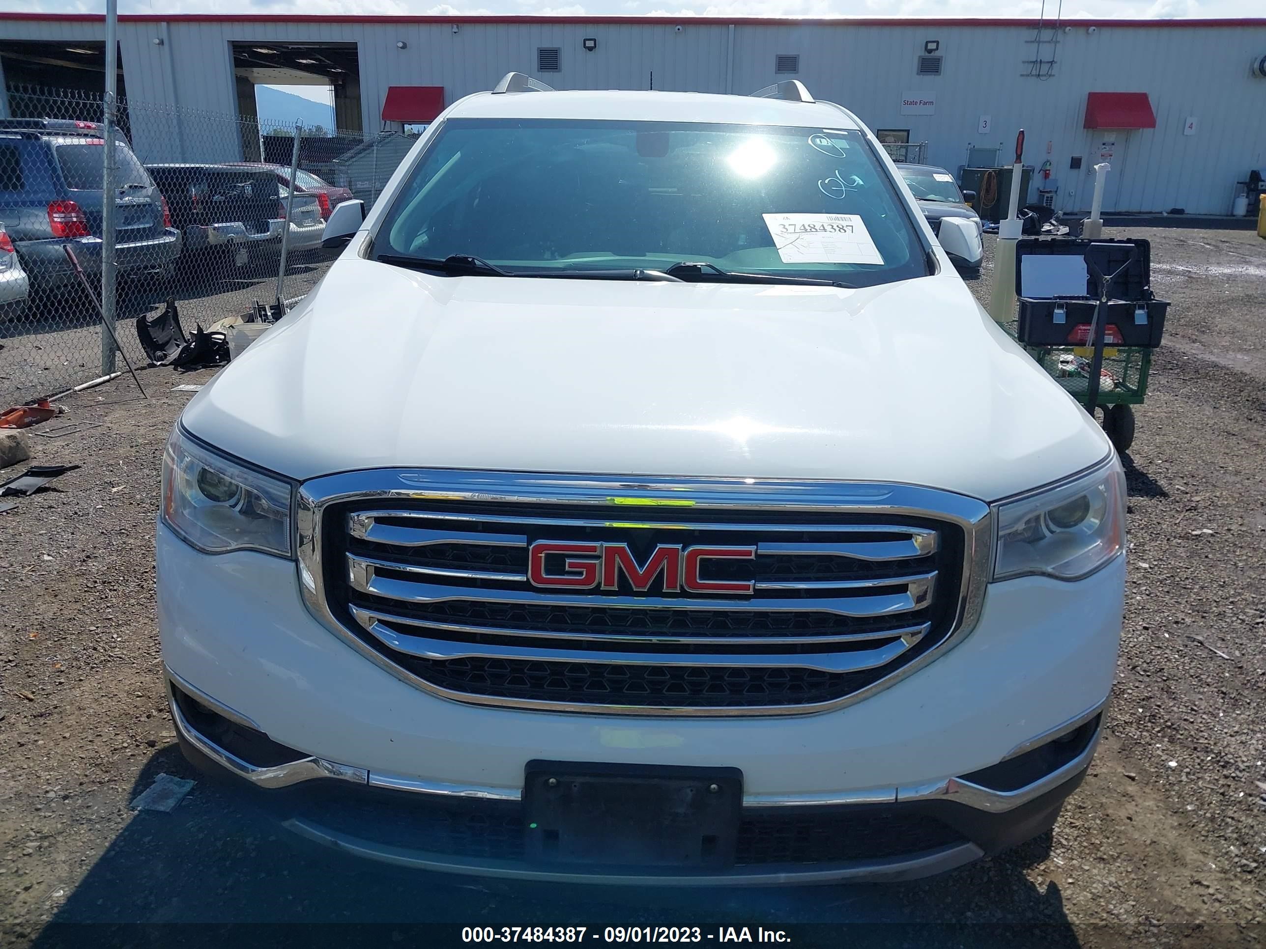 Photo 11 VIN: 1GKKNULS0JZ183836 - GMC ACADIA 