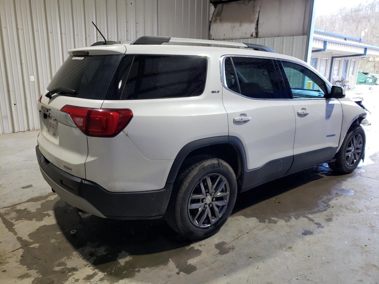 Photo 2 VIN: 1GKKNULS2HZ301797 - GMC ACADIA 