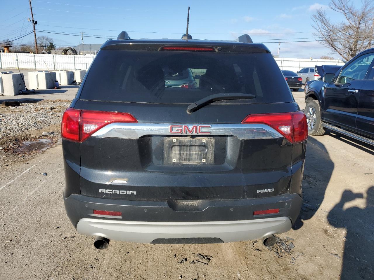 Photo 5 VIN: 1GKKNULS6JZ246874 - GMC ACADIA 