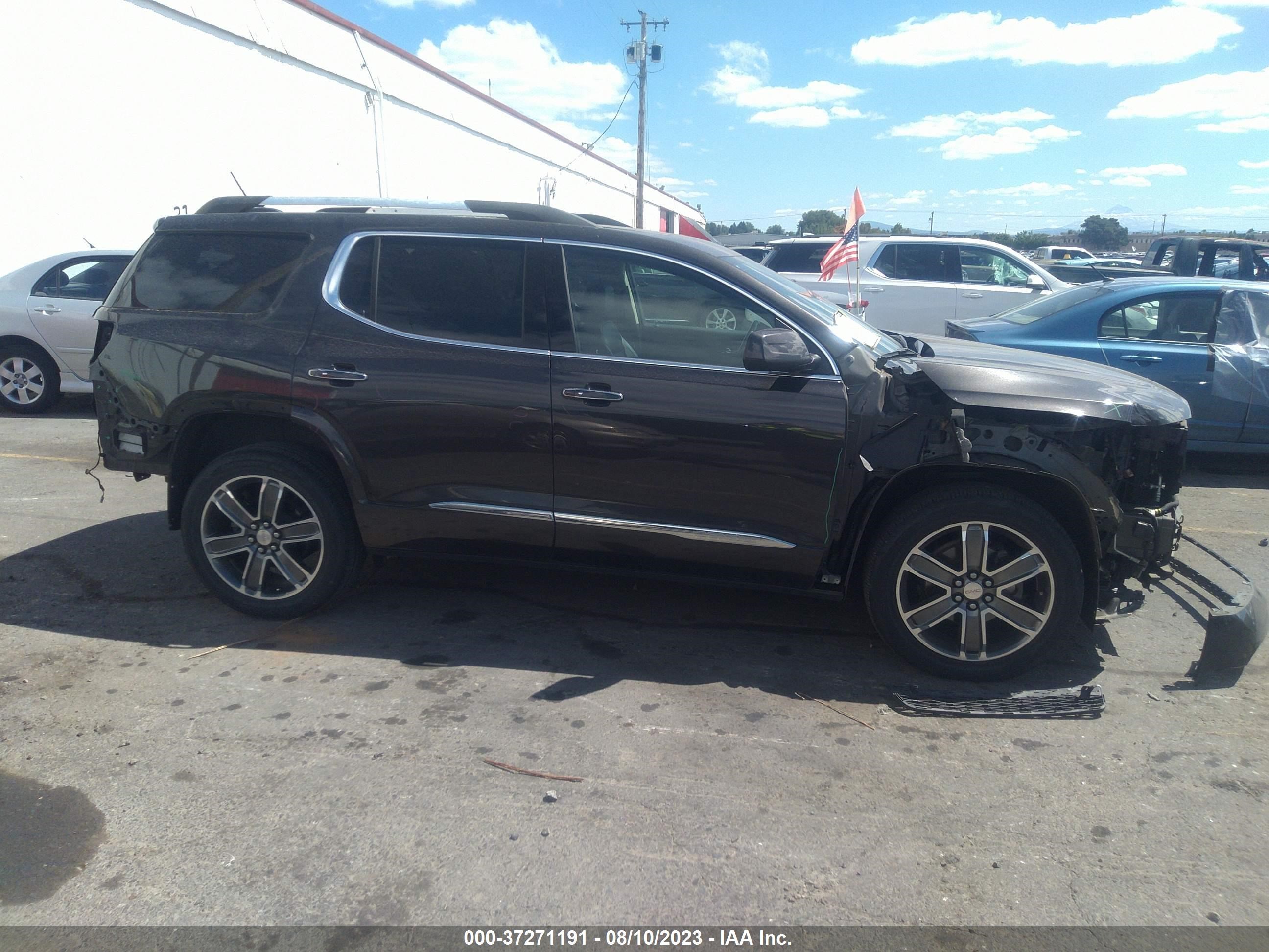 Photo 13 VIN: 1GKKNXLS8JZ204773 - GMC ACADIA 