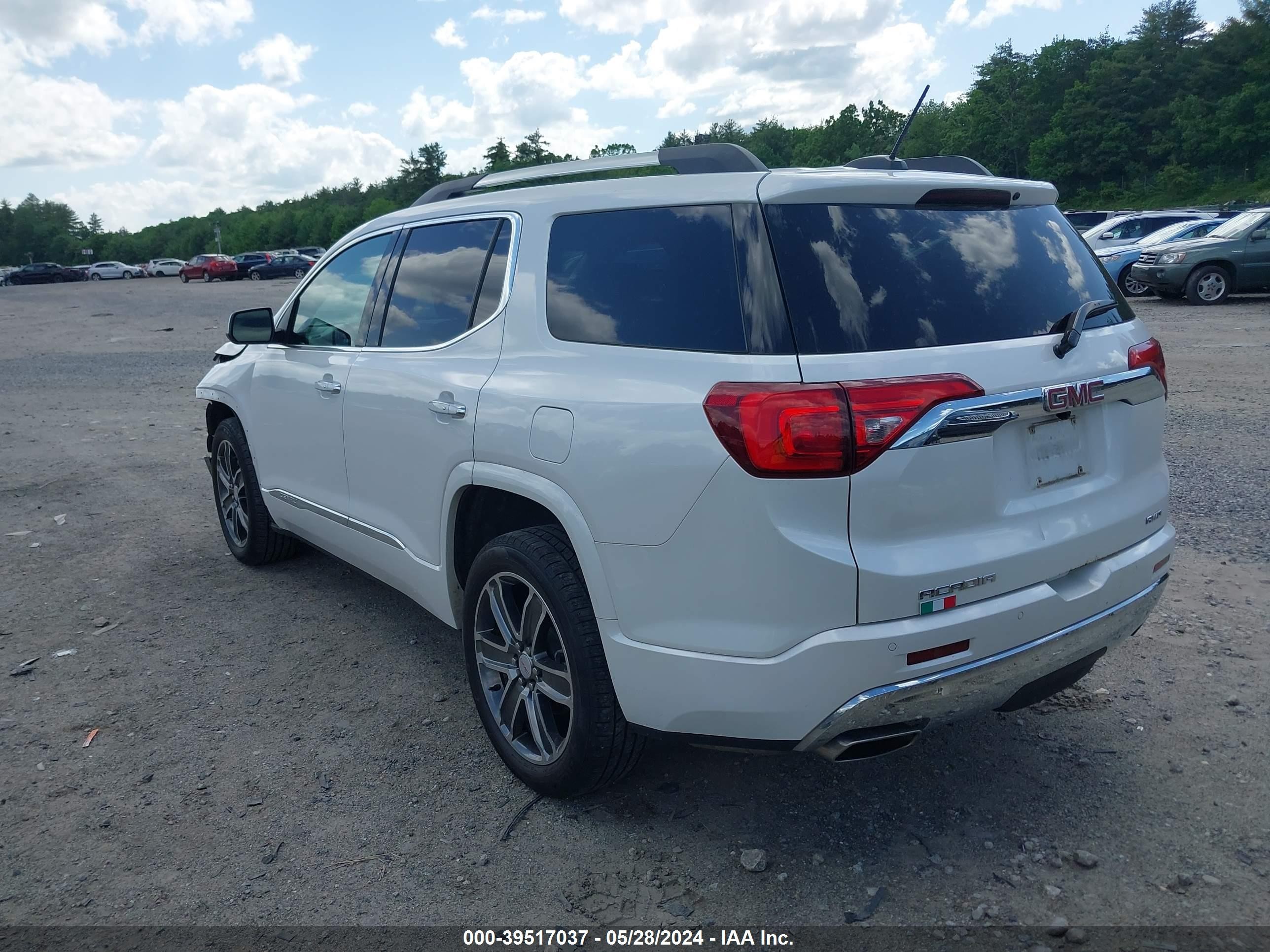 Photo 2 VIN: 1GKKNXLS9HZ309610 - GMC ACADIA 