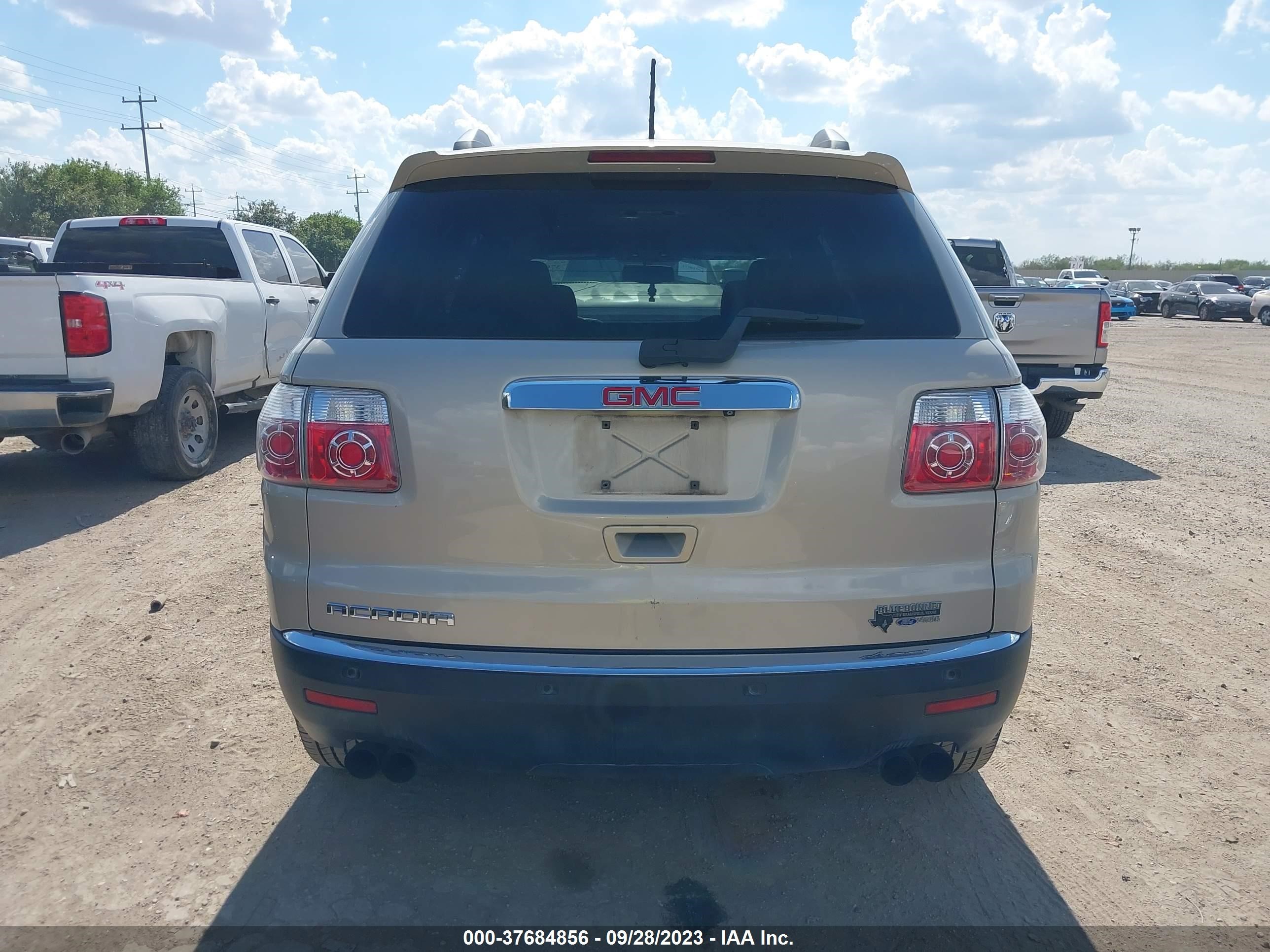 Photo 15 VIN: 1GKKRPED7BJ418415 - GMC ACADIA 