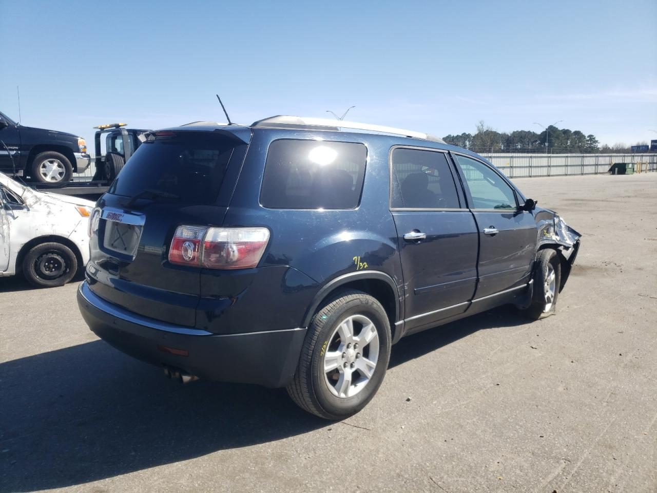 Photo 2 VIN: 1GKKRPEDXCJ207176 - GMC ACADIA 