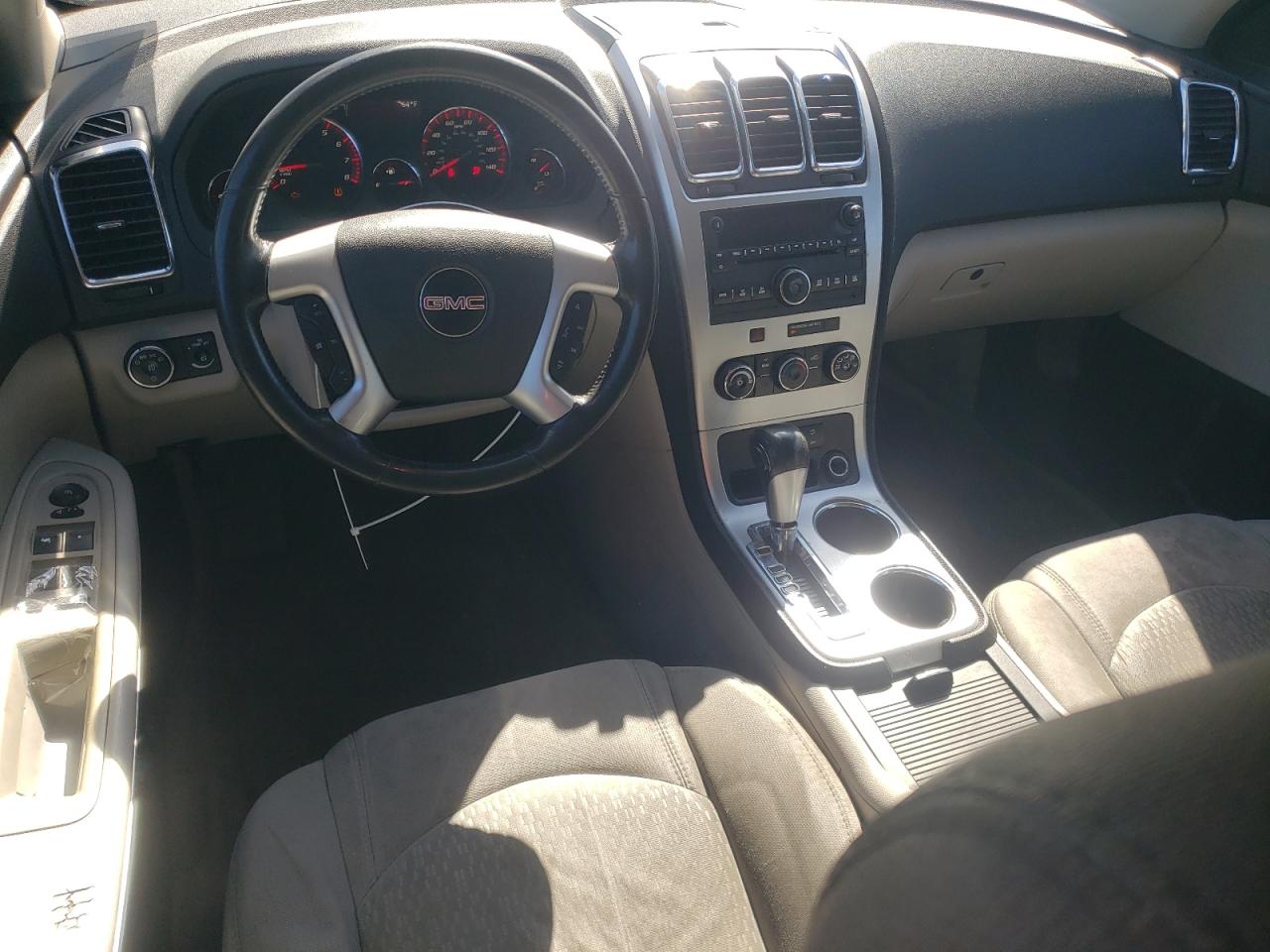 Photo 7 VIN: 1GKKRPEDXCJ207176 - GMC ACADIA 