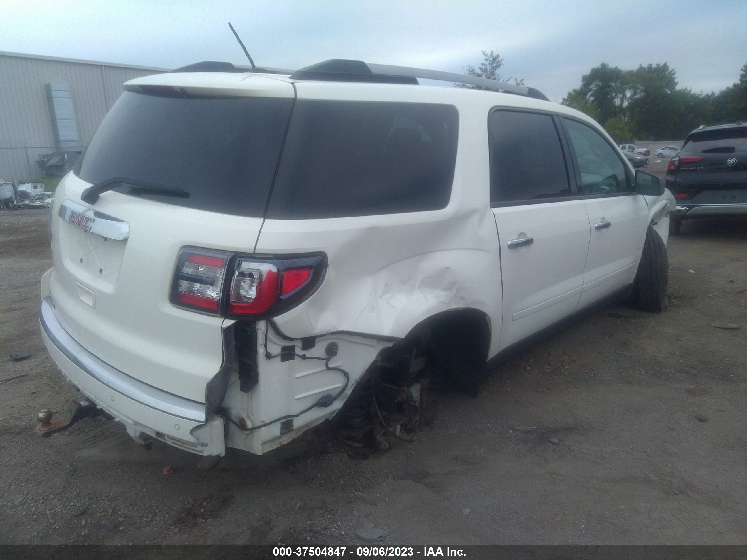 Photo 3 VIN: 1GKKRPKD2EJ376132 - GMC ACADIA 