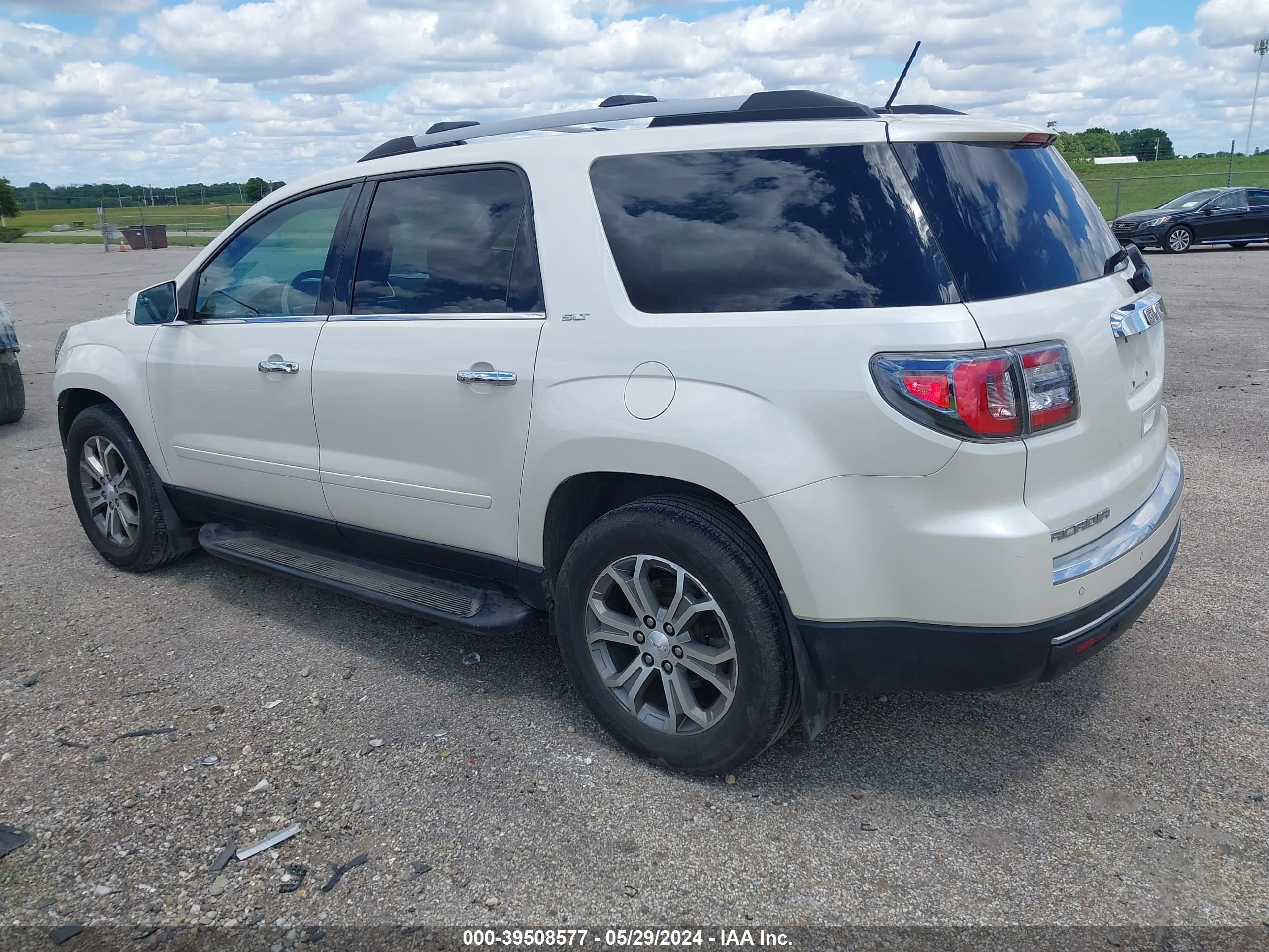 Photo 2 VIN: 1GKKRRKD5EJ362110 - GMC ACADIA 