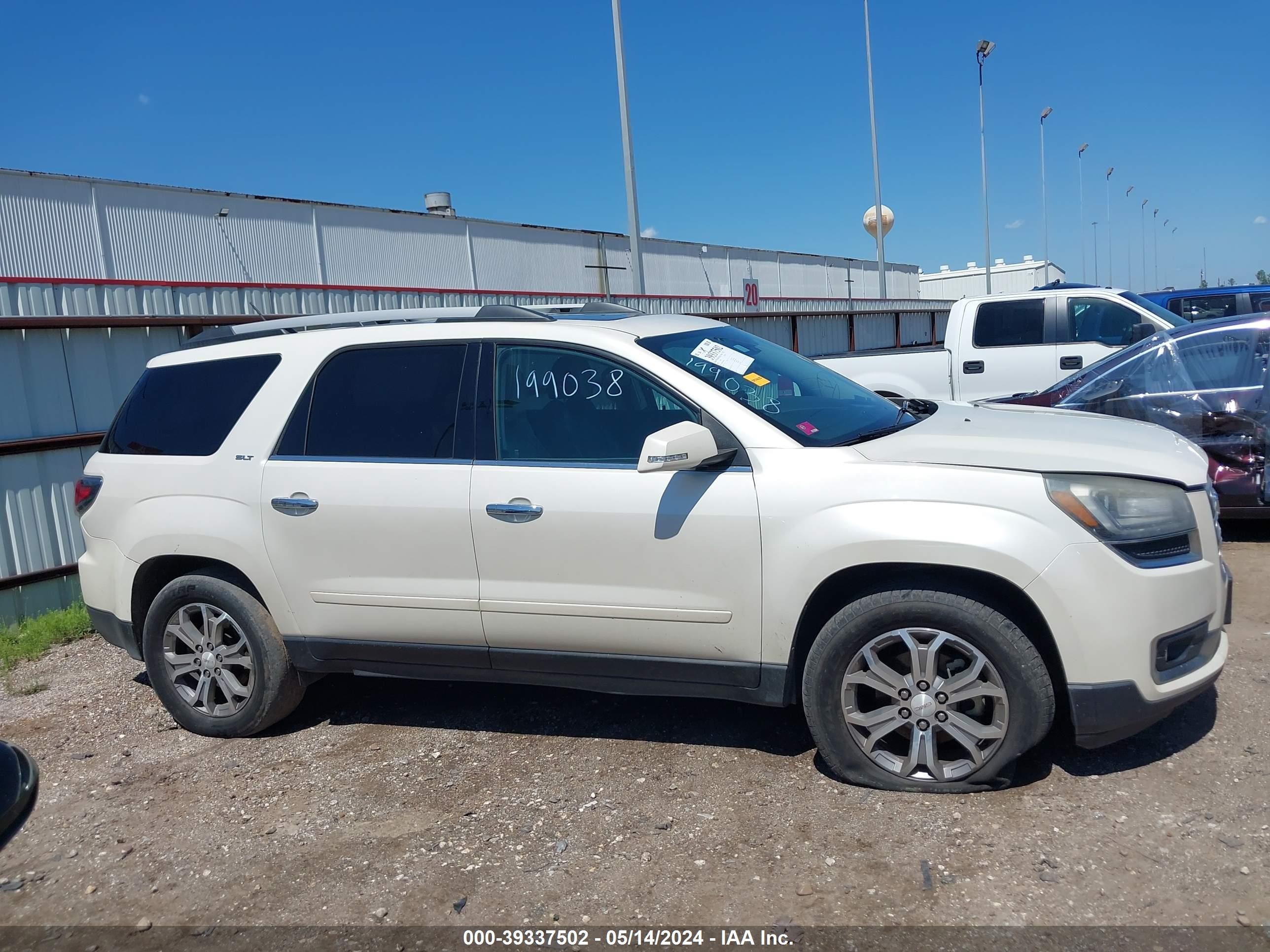 Photo 11 VIN: 1GKKRSKD6FJ199038 - GMC ACADIA 