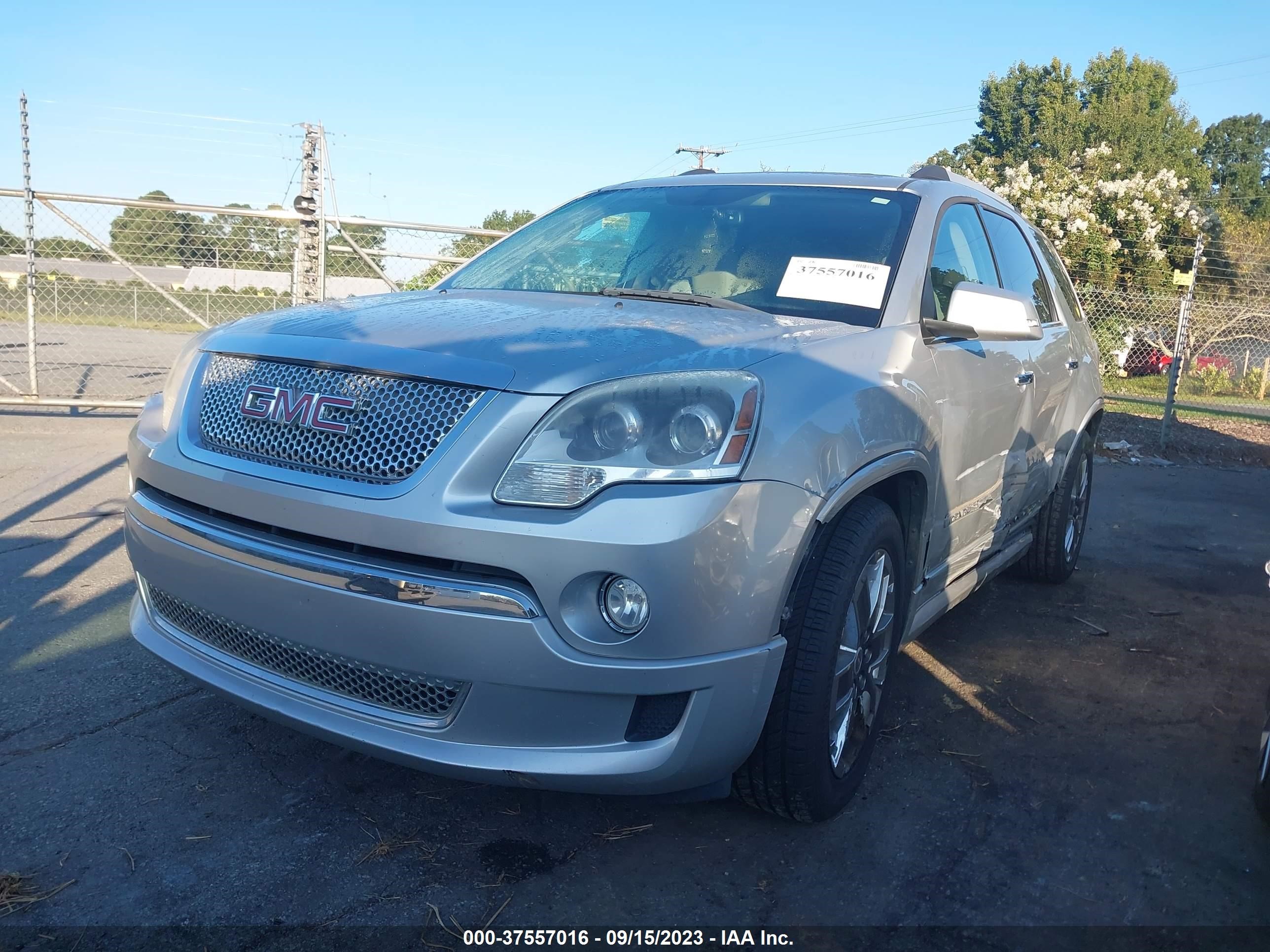 Photo 1 VIN: 1GKKRTED3BJ390279 - GMC ACADIA 