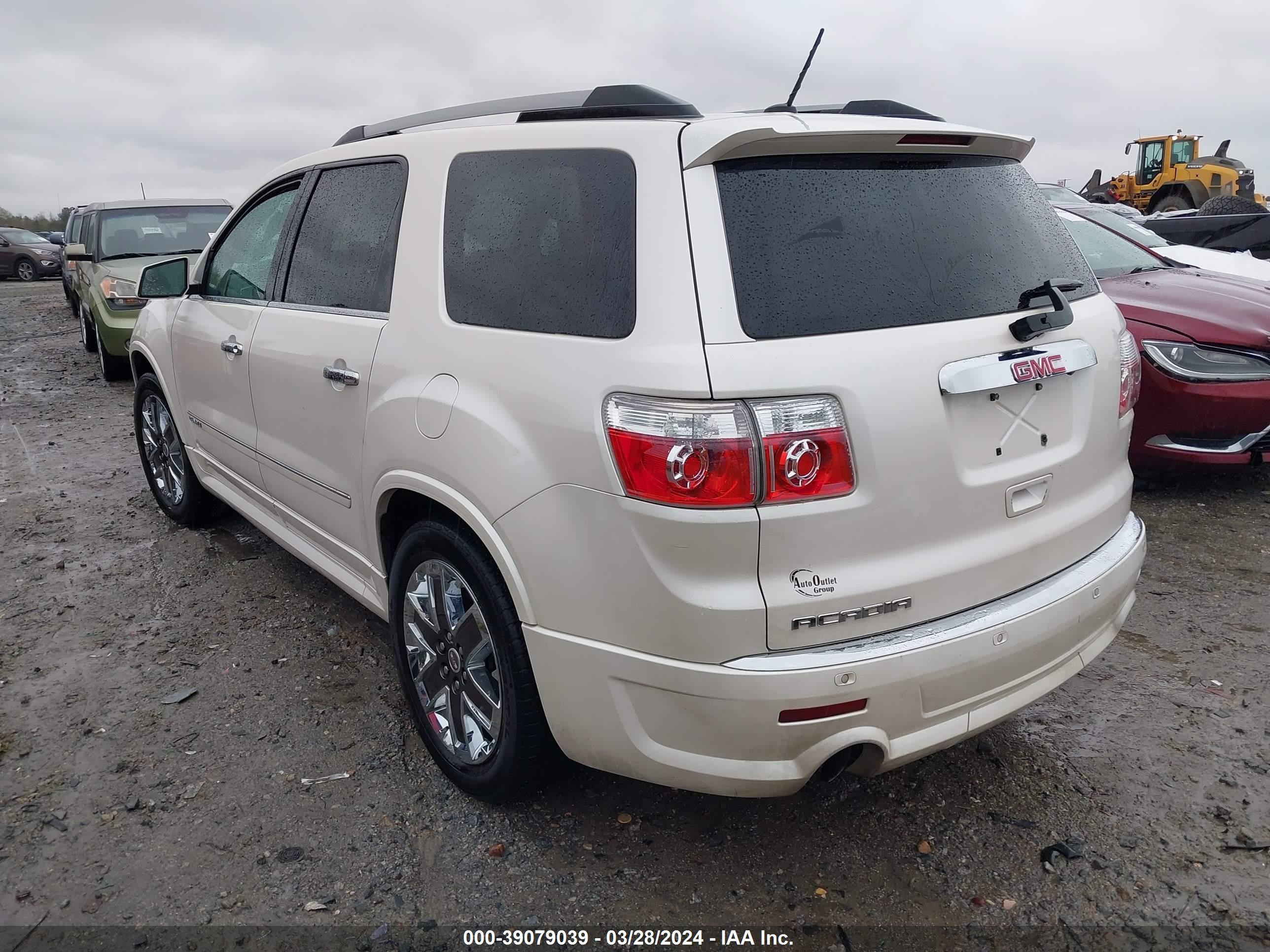 Photo 2 VIN: 1GKKRTED6BJ384637 - GMC ACADIA 