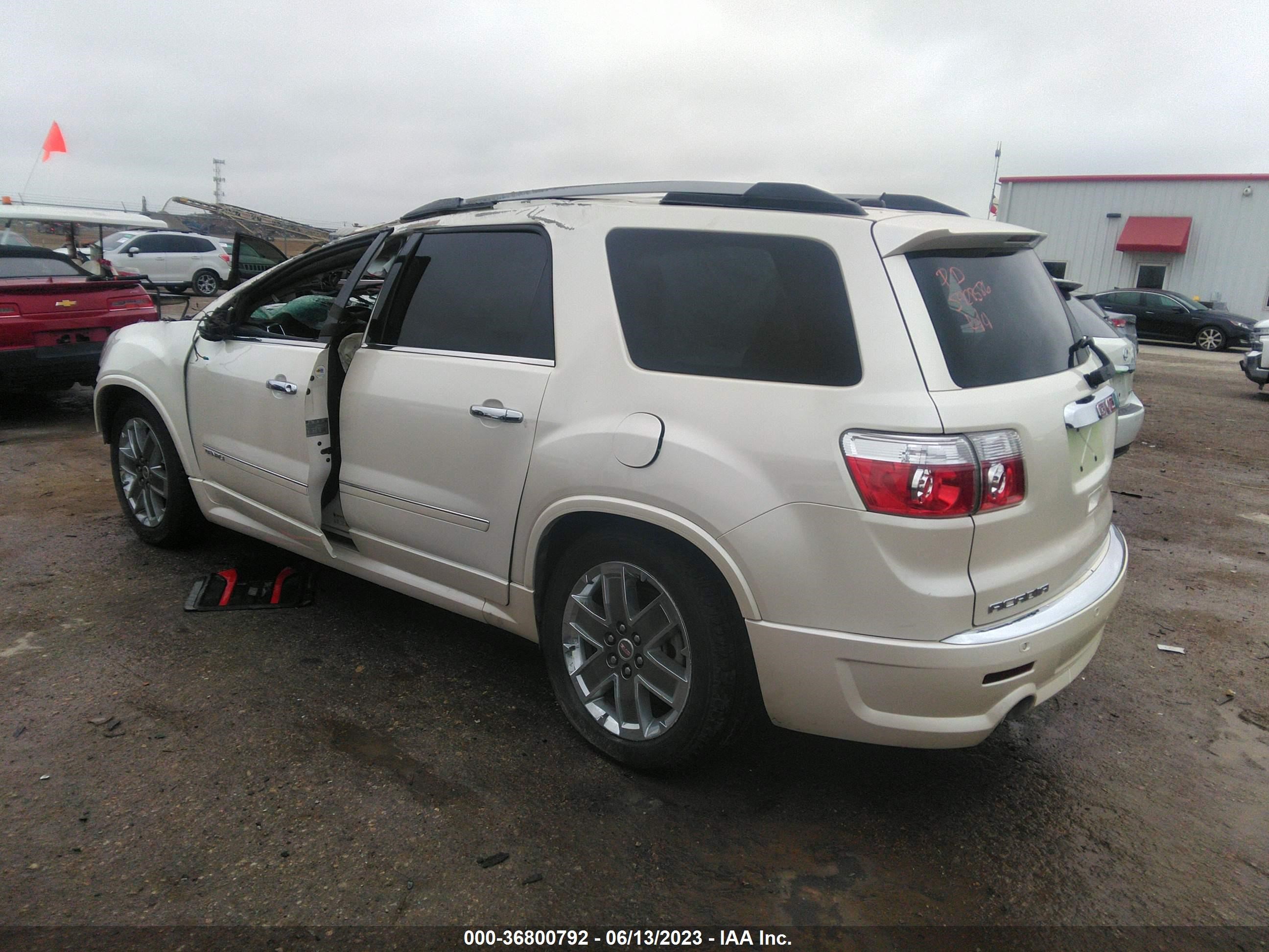 Photo 2 VIN: 1GKKRTED8BJ239177 - GMC ACADIA 