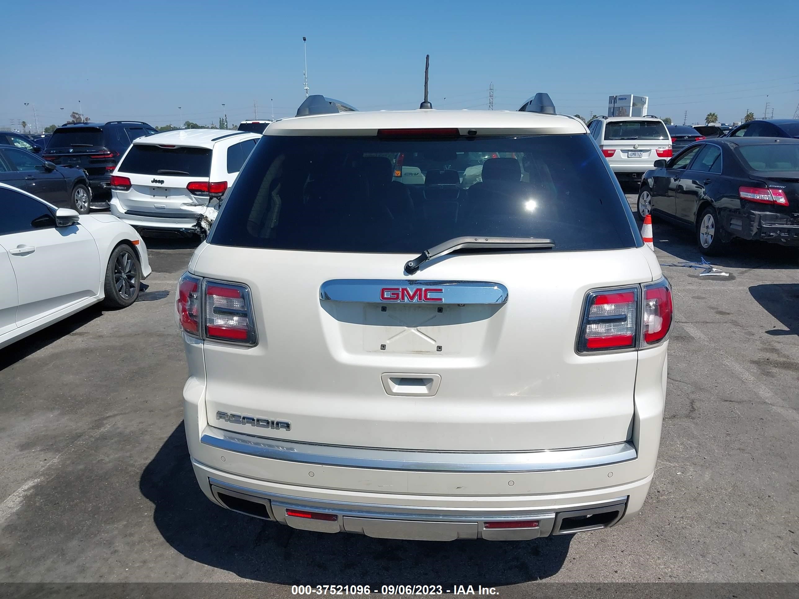 Photo 15 VIN: 1GKKRTKD6DJ138534 - GMC ACADIA 