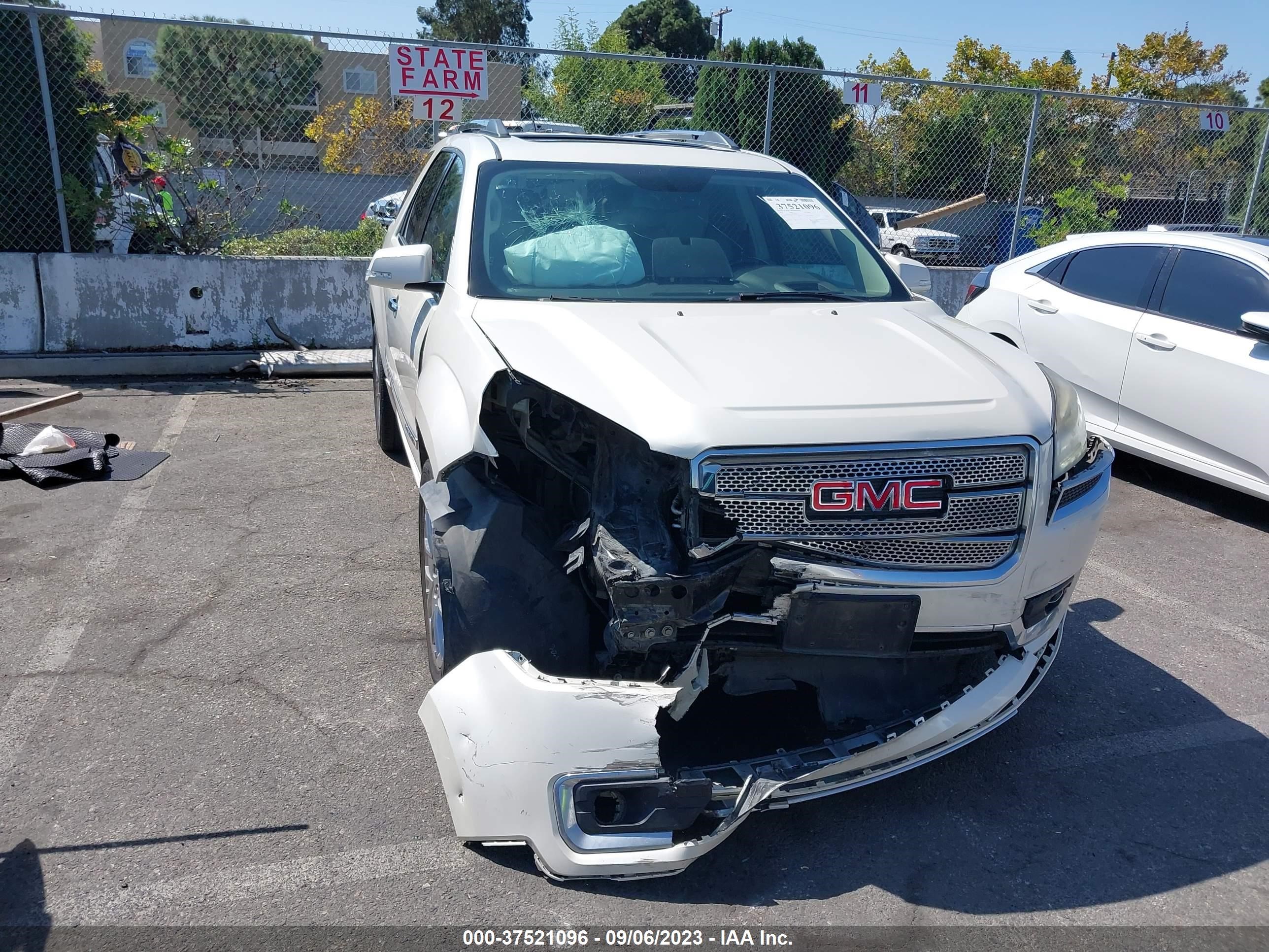 Photo 5 VIN: 1GKKRTKD6DJ138534 - GMC ACADIA 