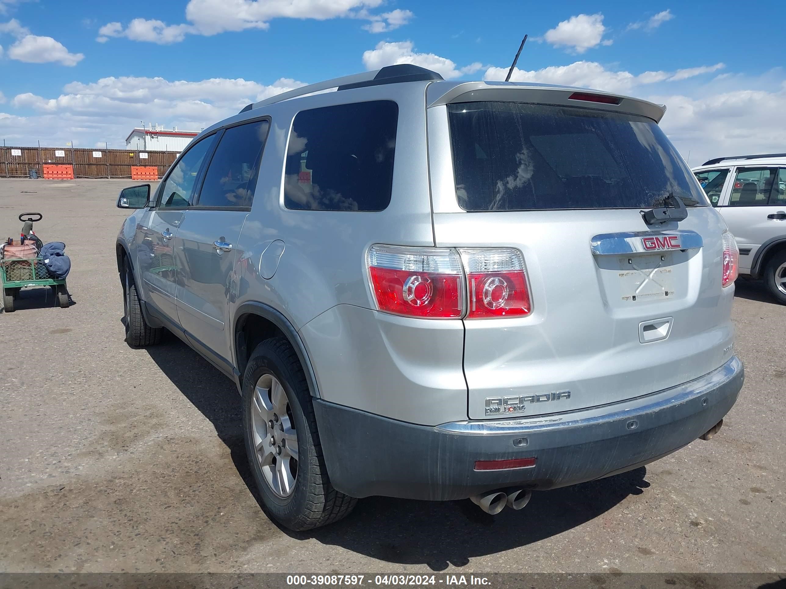 Photo 2 VIN: 1GKKVPED8CJ156918 - GMC ACADIA 