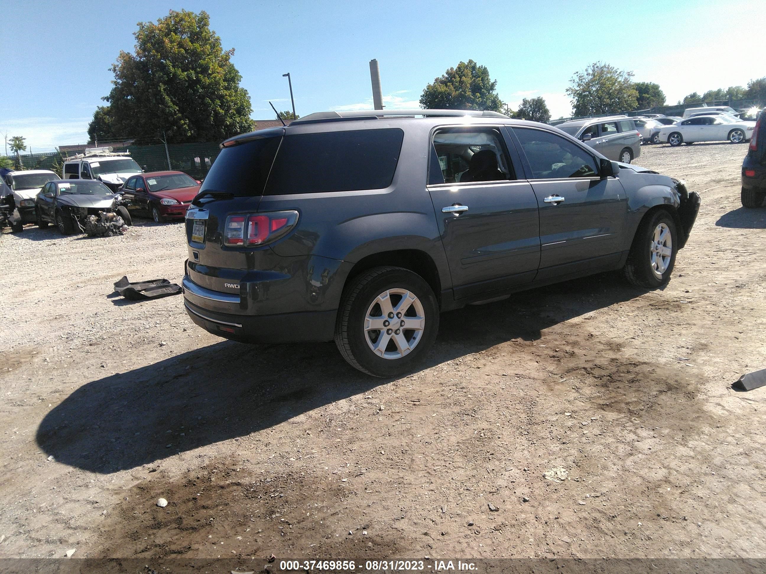 Photo 3 VIN: 1GKKVPKD8EJ247646 - GMC ACADIA 