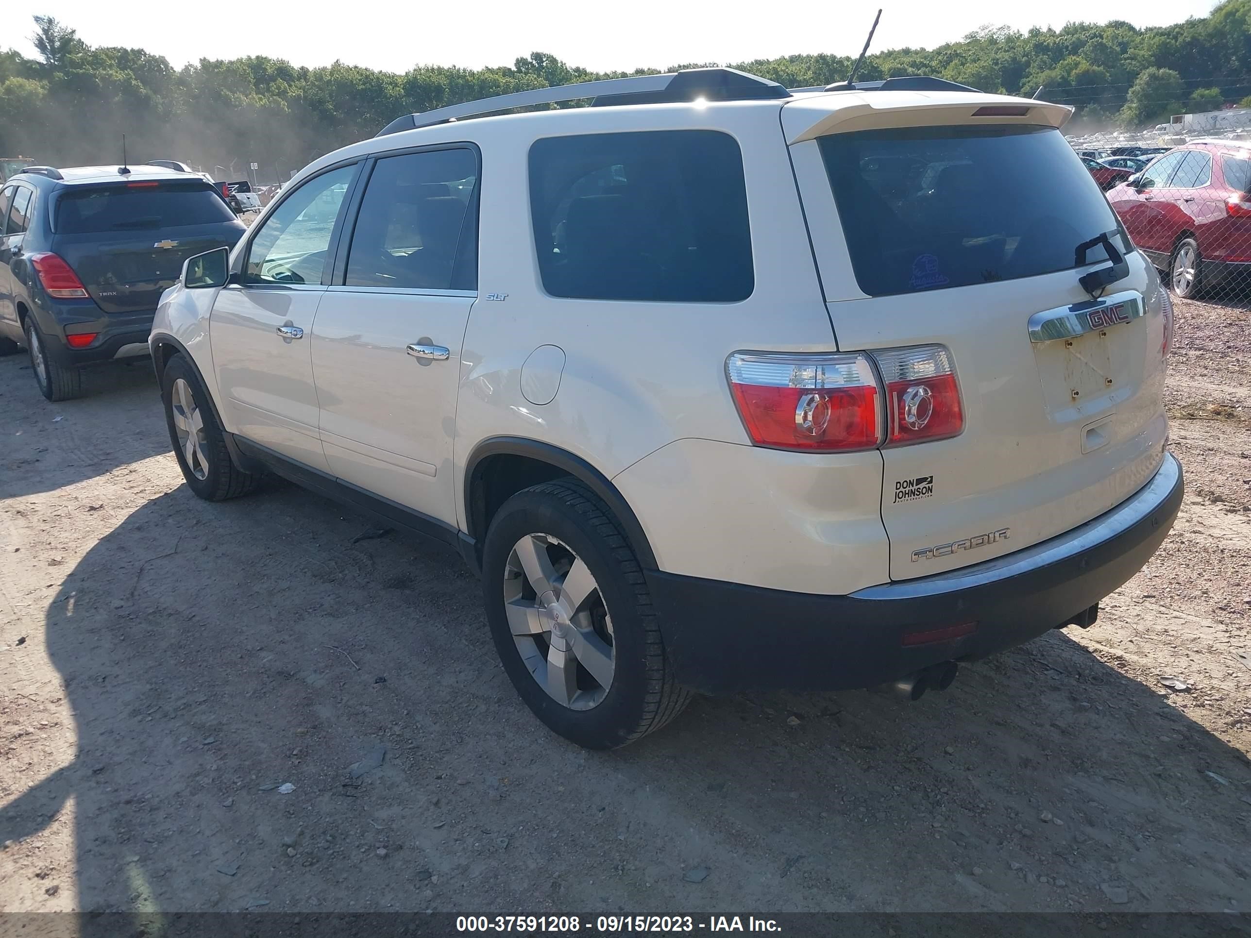 Photo 2 VIN: 1GKKVRED3CJ207950 - GMC ACADIA 