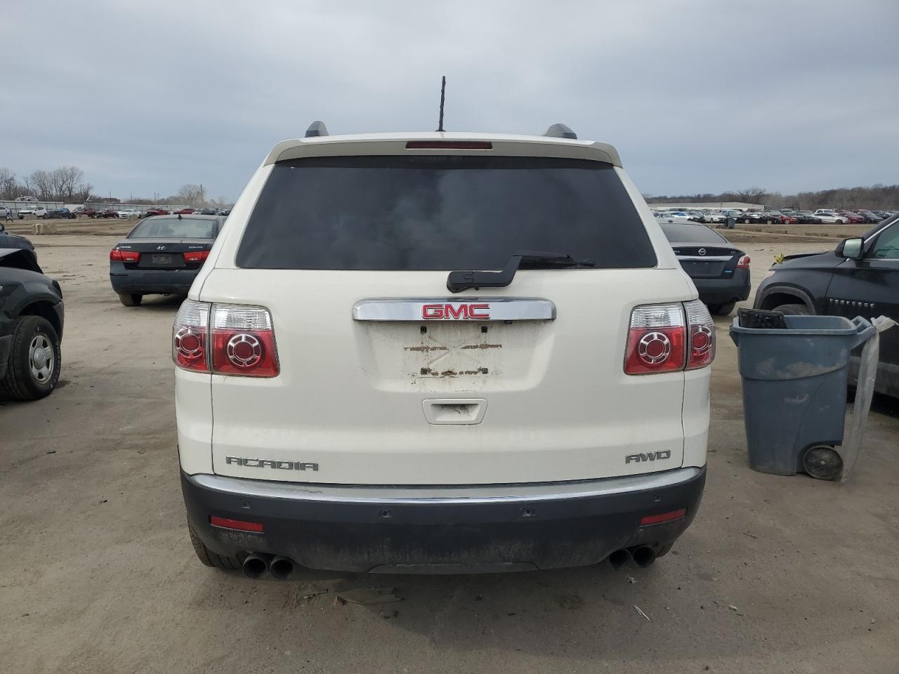 Photo 5 VIN: 1GKKVRED4BJ362747 - GMC ACADIA 