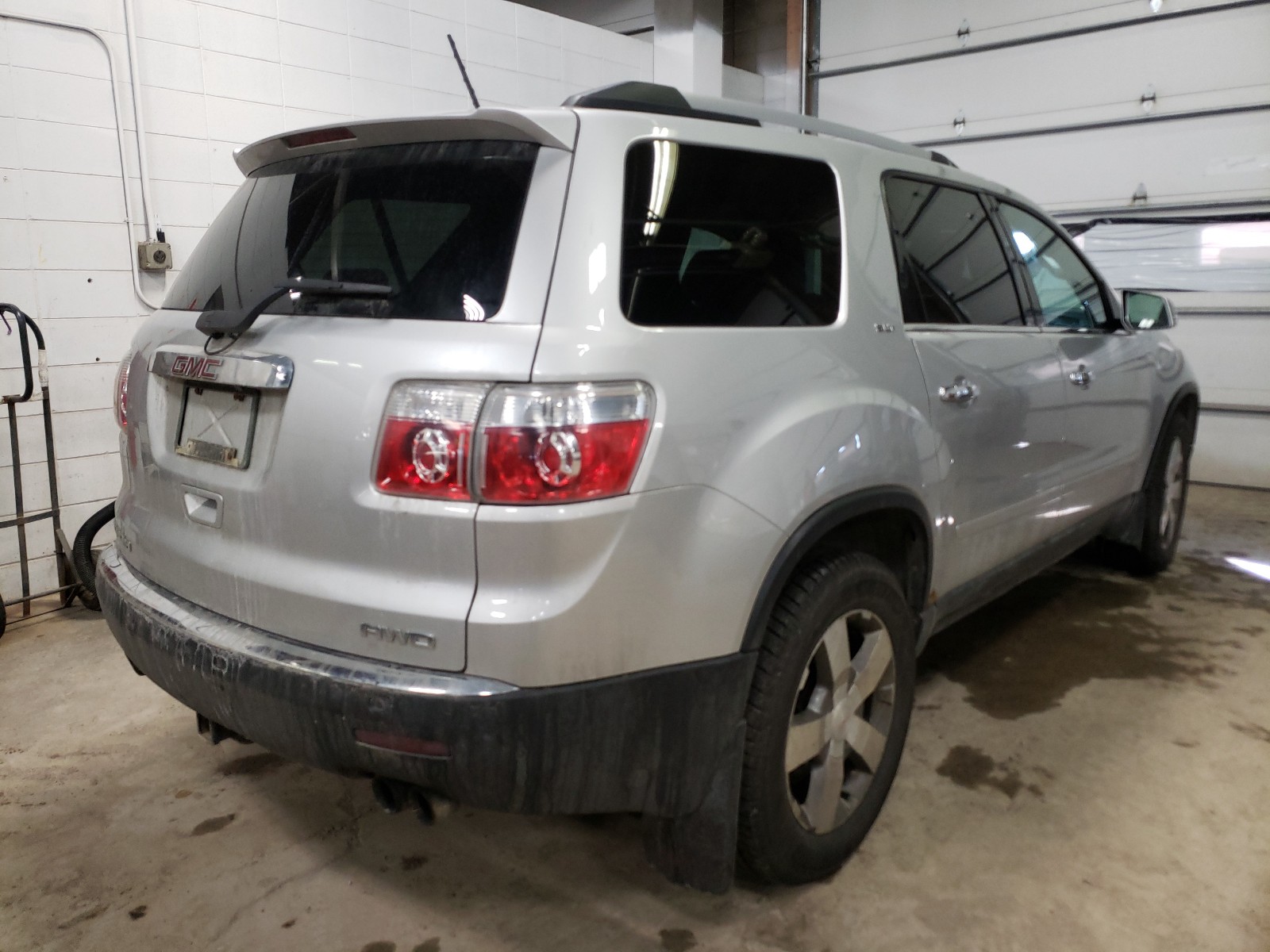 Photo 3 VIN: 1GKKVRED7BJ417420 - GMC ACADIA 