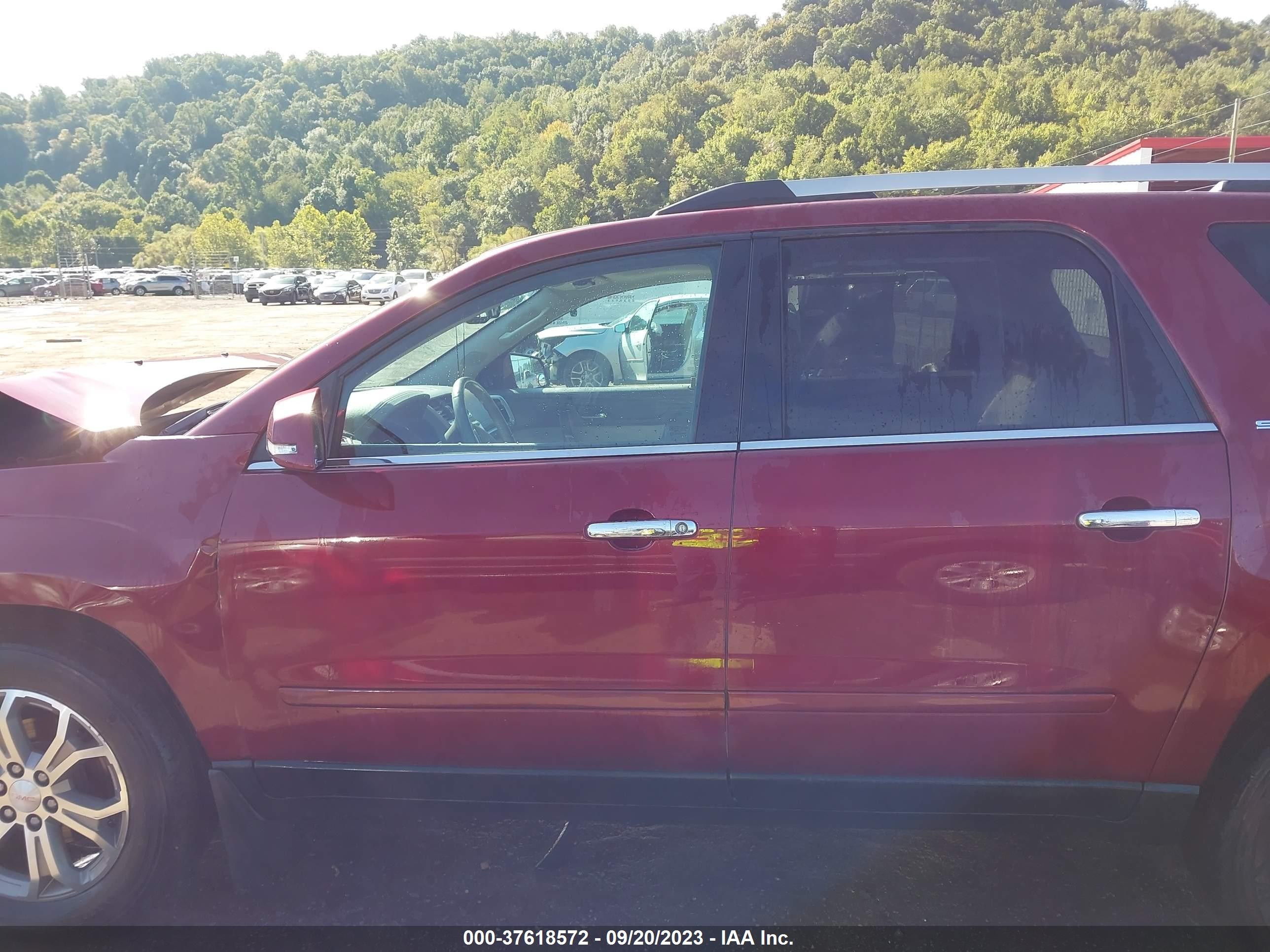 Photo 13 VIN: 1GKKVRKD8FJ264492 - GMC ACADIA 