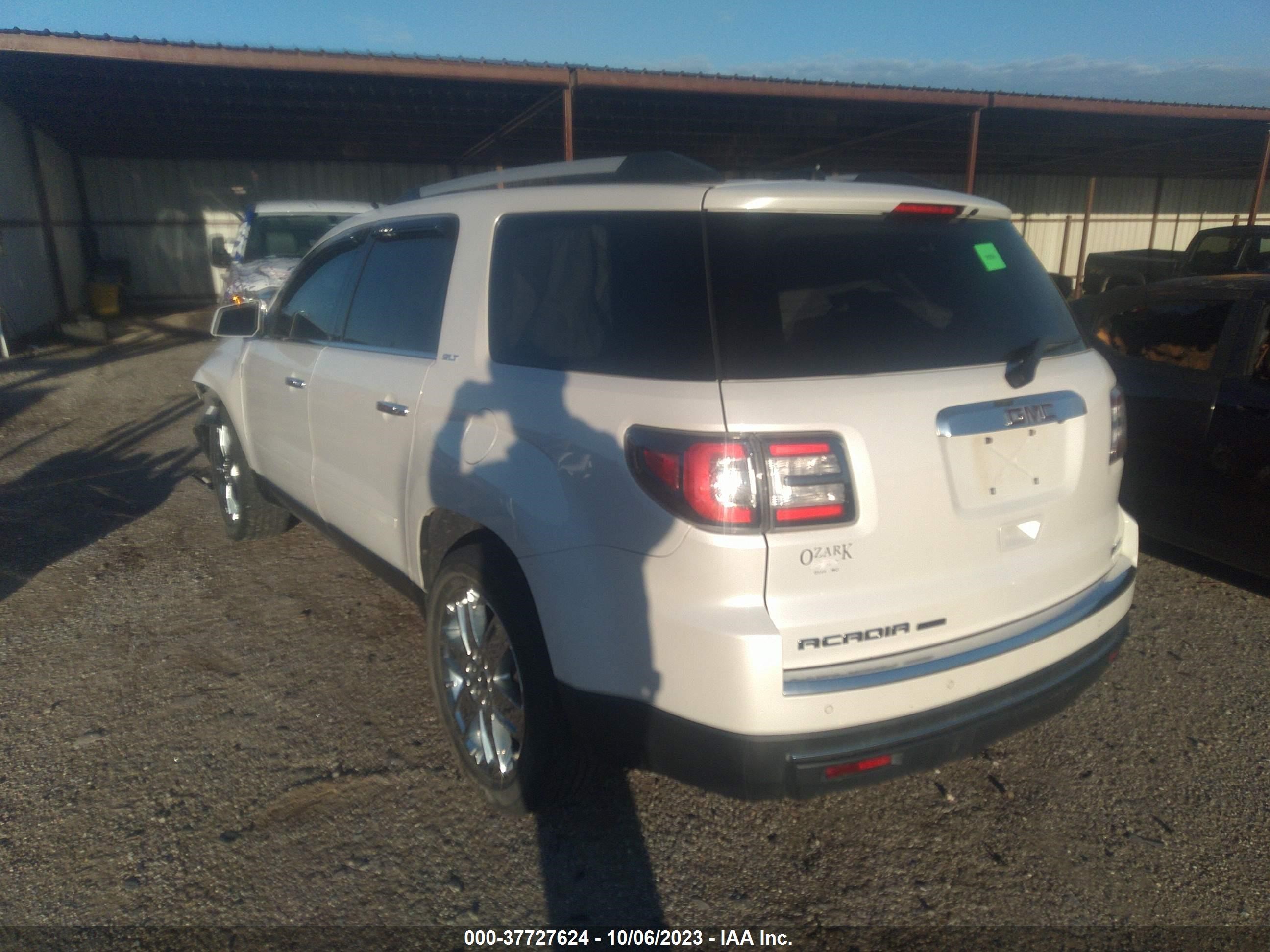 Photo 2 VIN: 1GKKVSKD8HJ198214 - GMC ACADIA 