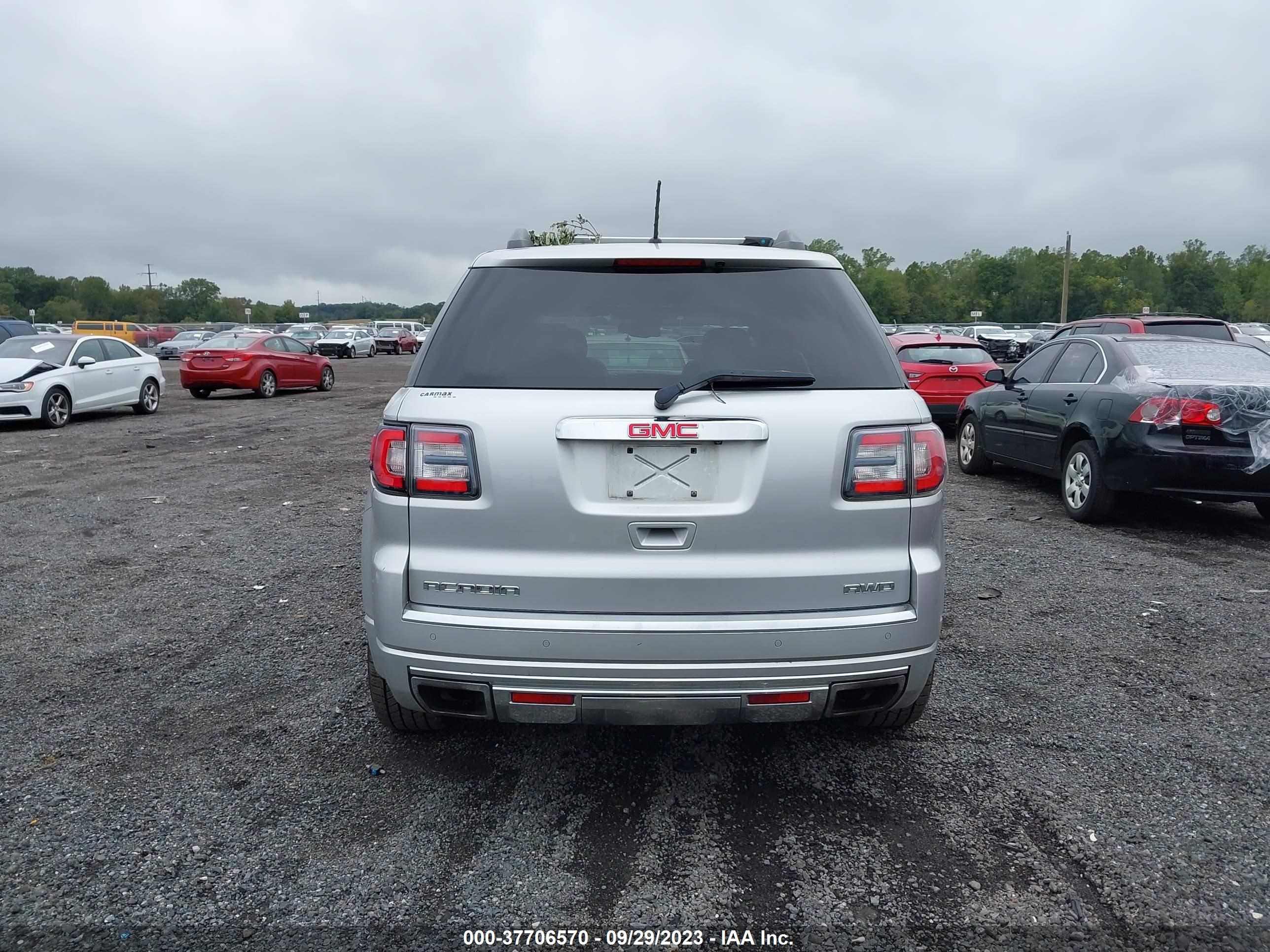 Photo 15 VIN: 1GKKVTKD9FJ361200 - GMC ACADIA 