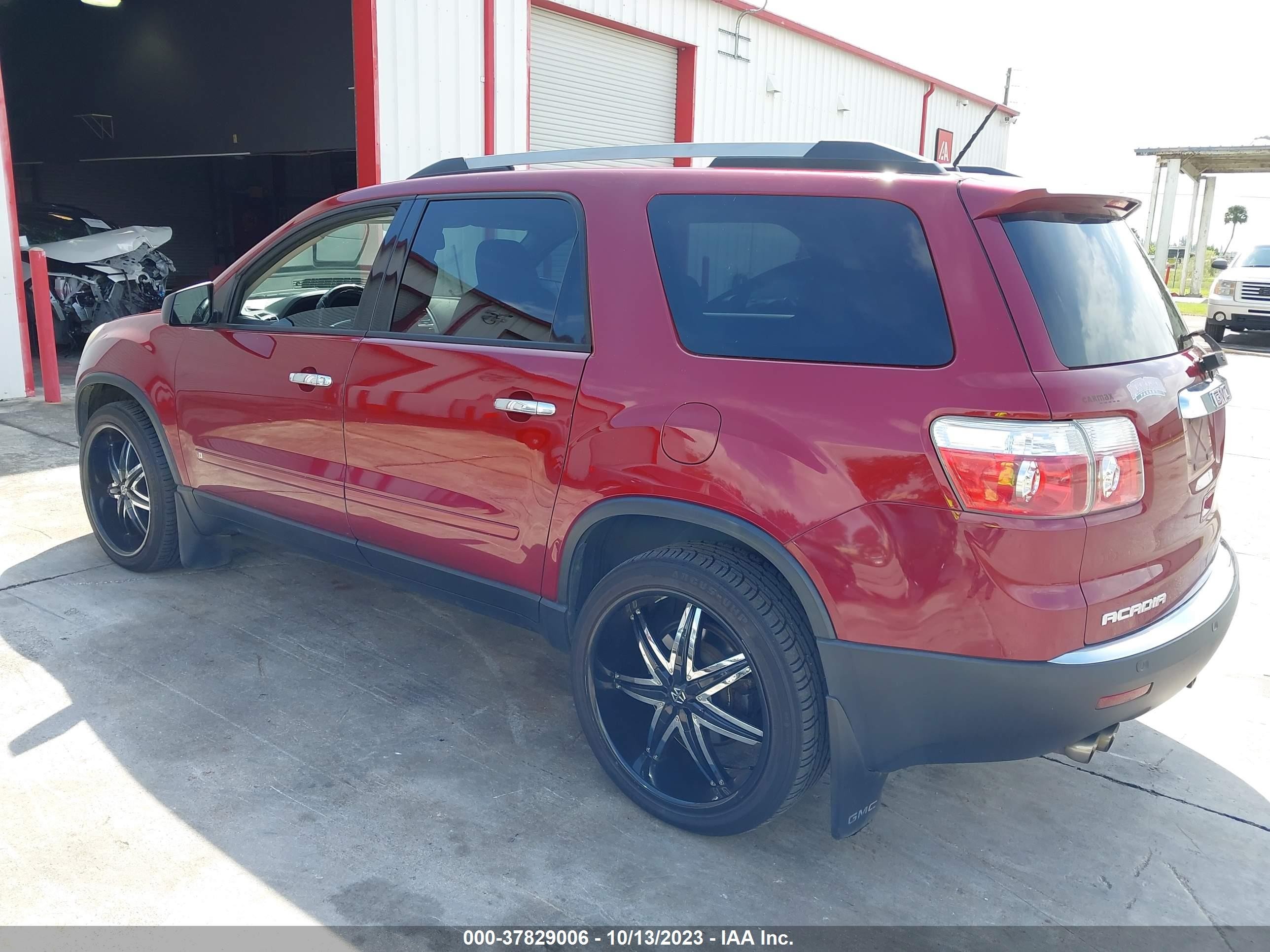 Photo 2 VIN: 1GKLRLED8AJ167478 - GMC ACADIA 