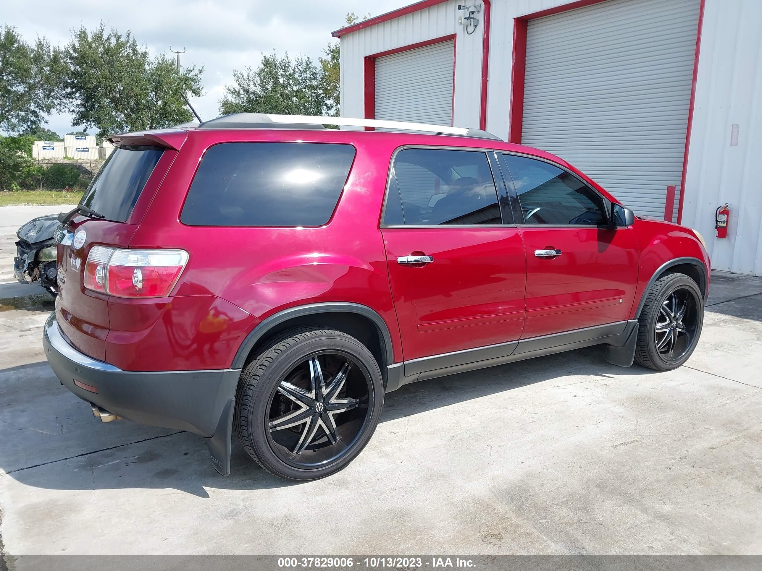 Photo 3 VIN: 1GKLRLED8AJ167478 - GMC ACADIA 