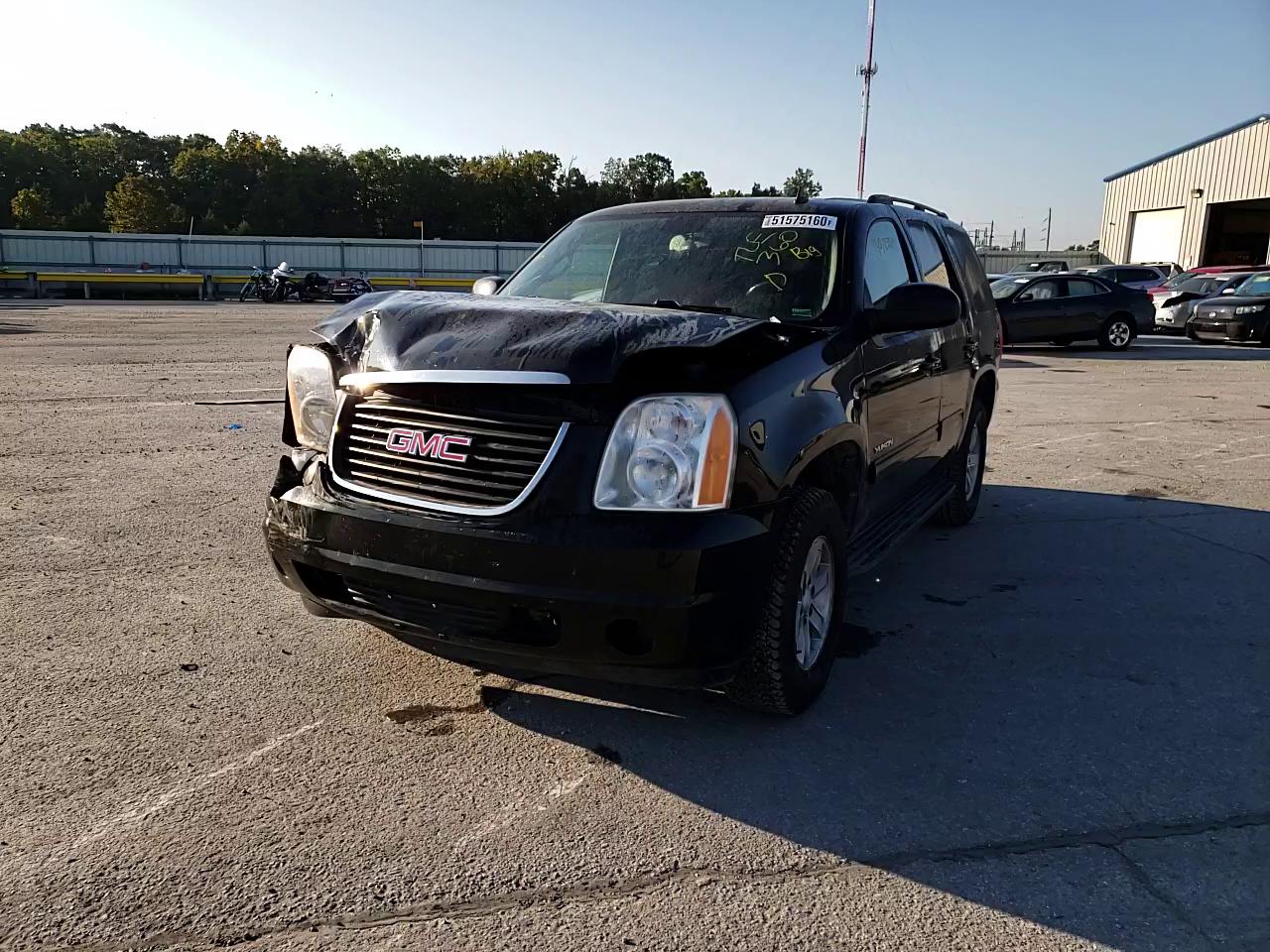 Photo 10 VIN: 1GKMCAE32AR182044 - GMC YUKON SLE 