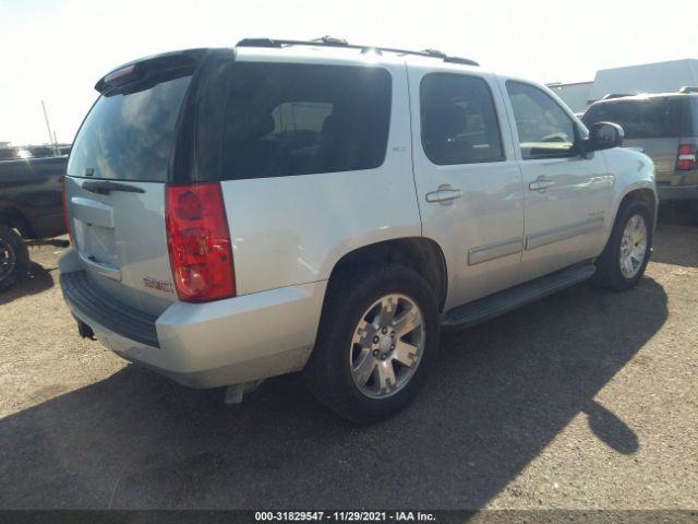 Photo 3 VIN: 1GKMCCE30AR142606 - GMC YUKON 